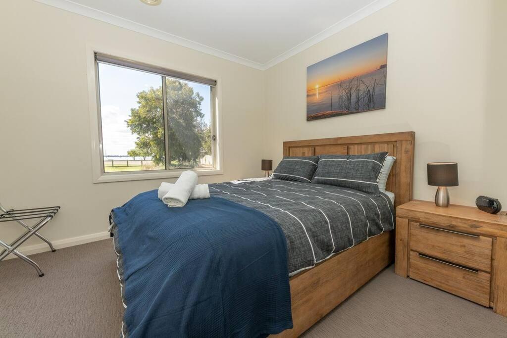 The Lakehouse Yarrawonga on Lake Mulwala