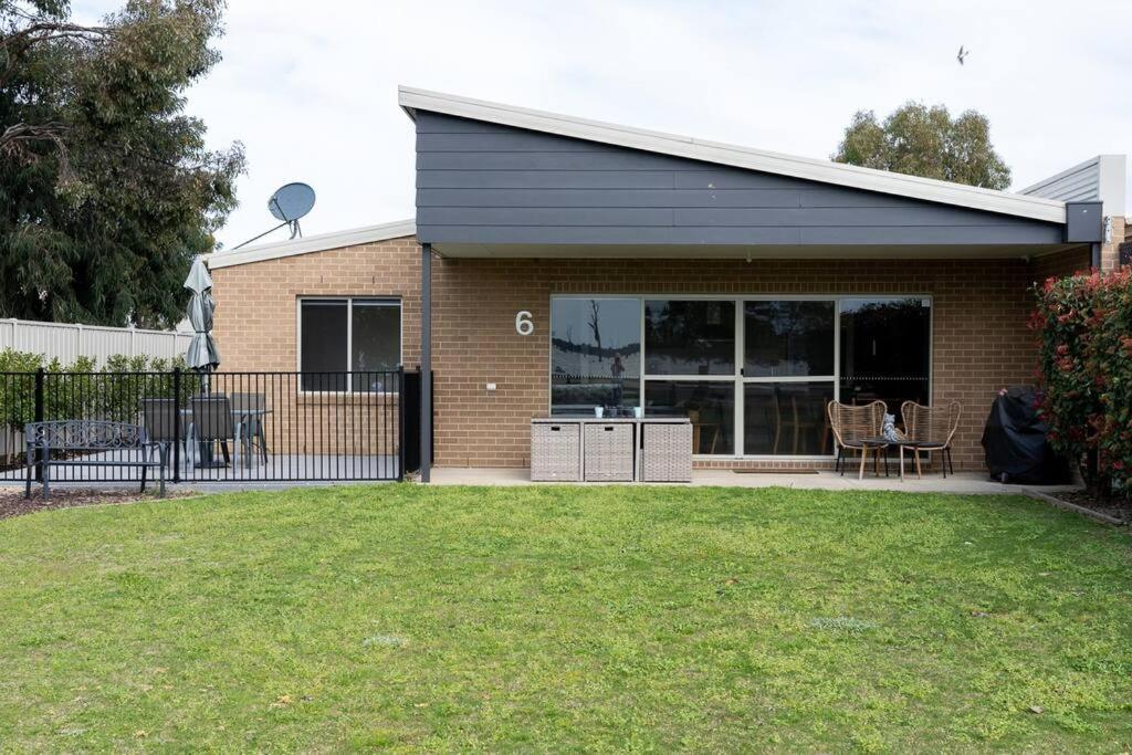 The Lakehouse Yarrawonga on Lake Mulwala