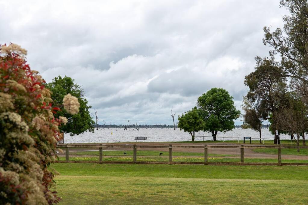 The Lakehouse Yarrawonga on Lake Mulwala