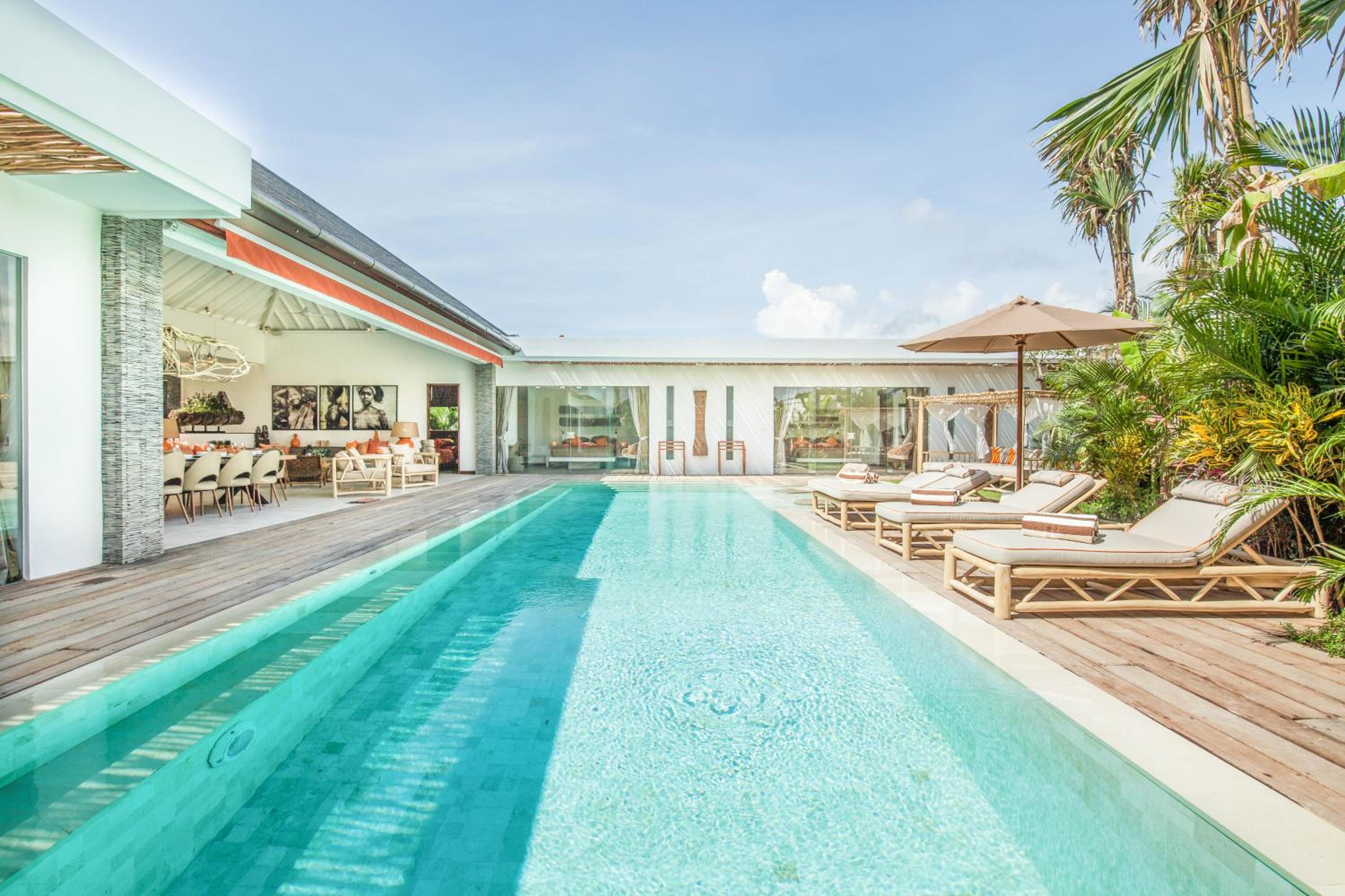 Luxurious 5BR Dream Villa, 200m to Berawa Beach