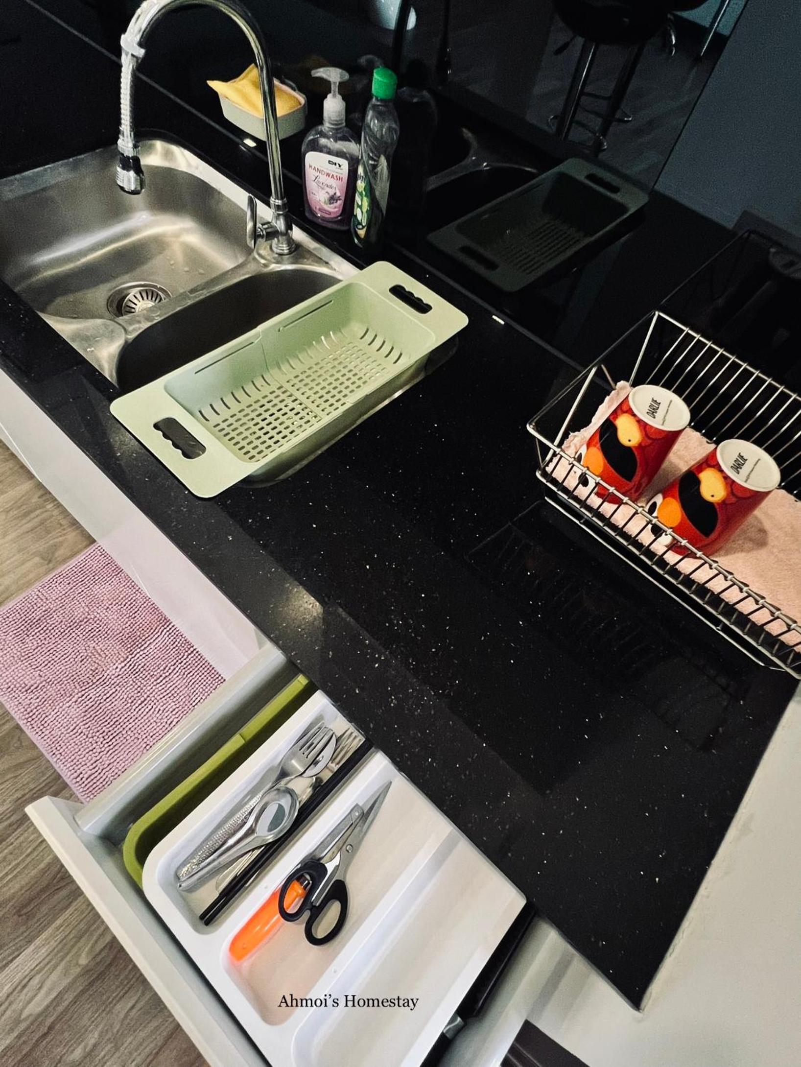 Cozy Style 2 PAX 名宿 - Landmark Residence 2- FREE Wi-Fi, Free Parking, YouTube photo 6