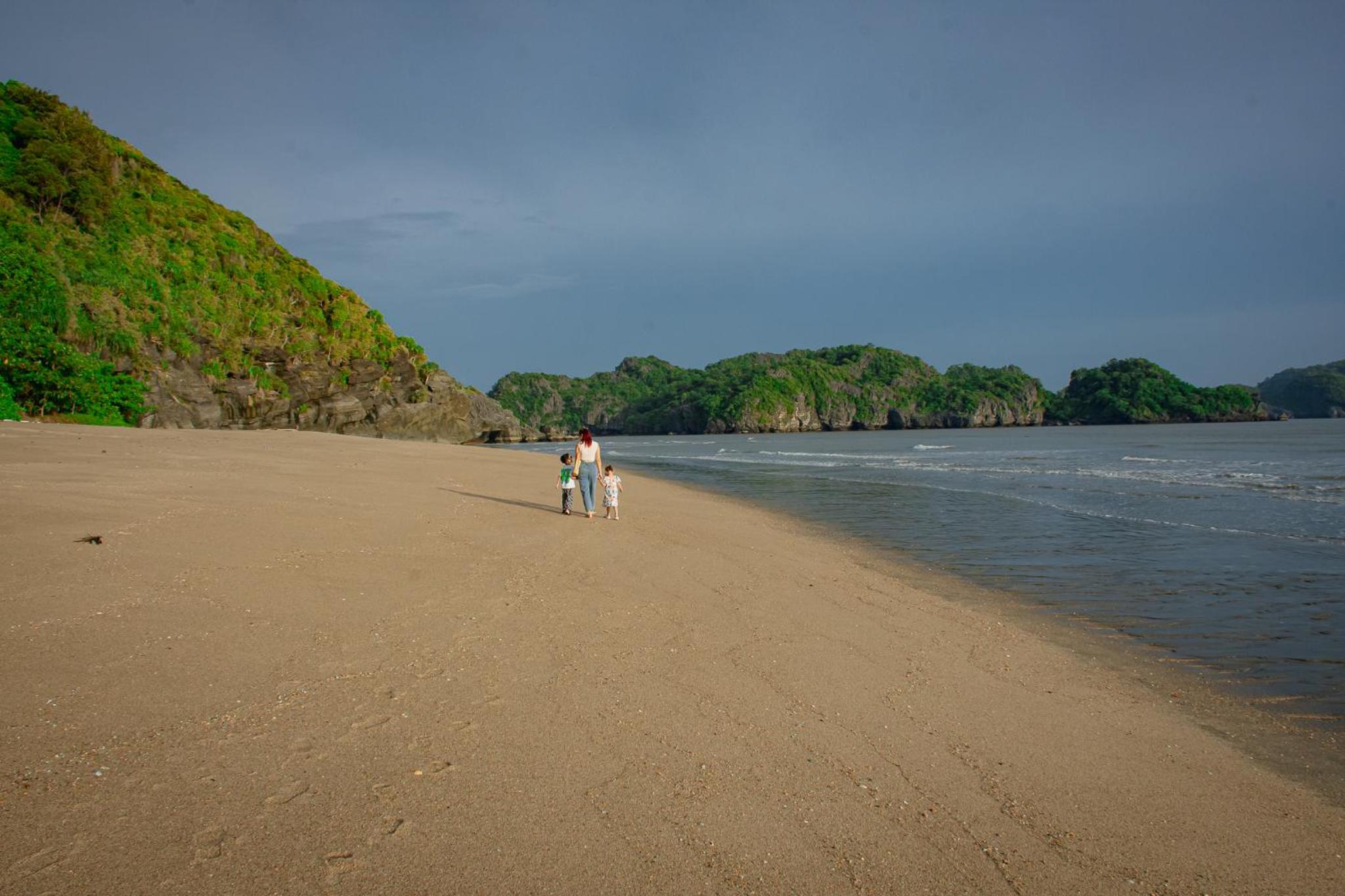 Pak Nam Resort