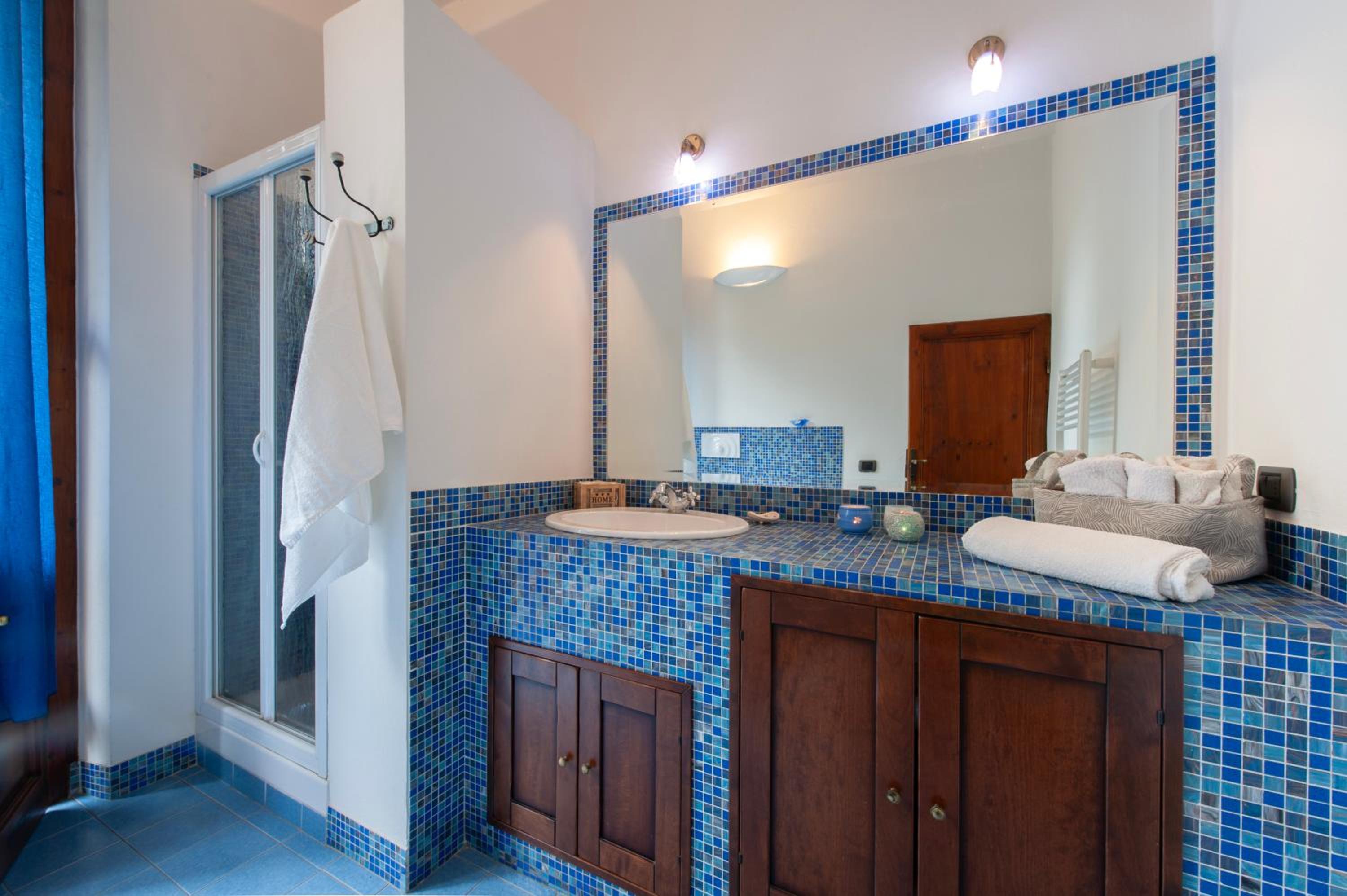 Cate Apartment - Flo Apartments