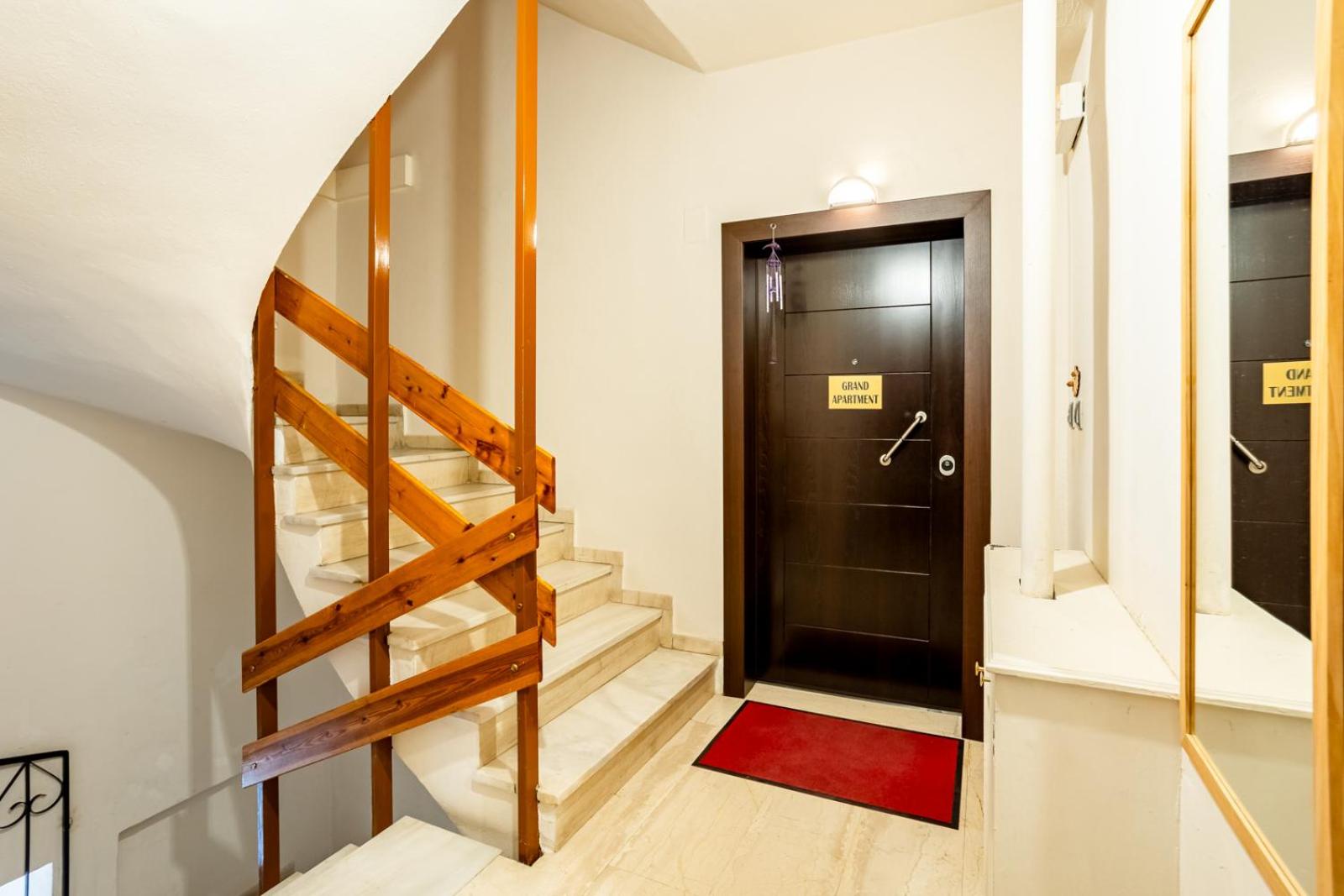 Grand Luxury Apartment Seafront Kalamata