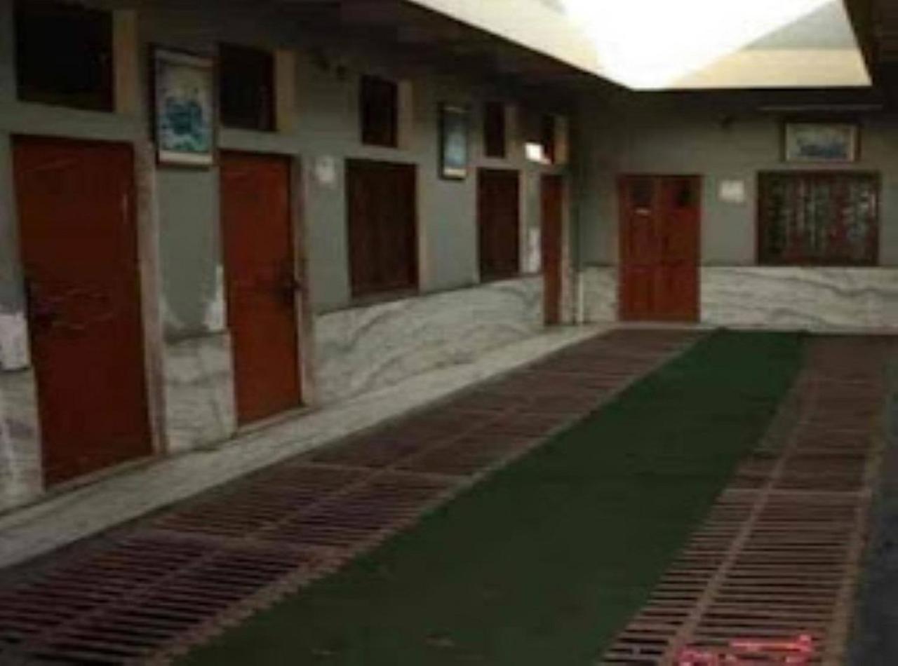 Hotel Shyam Inn - Mathura view 2