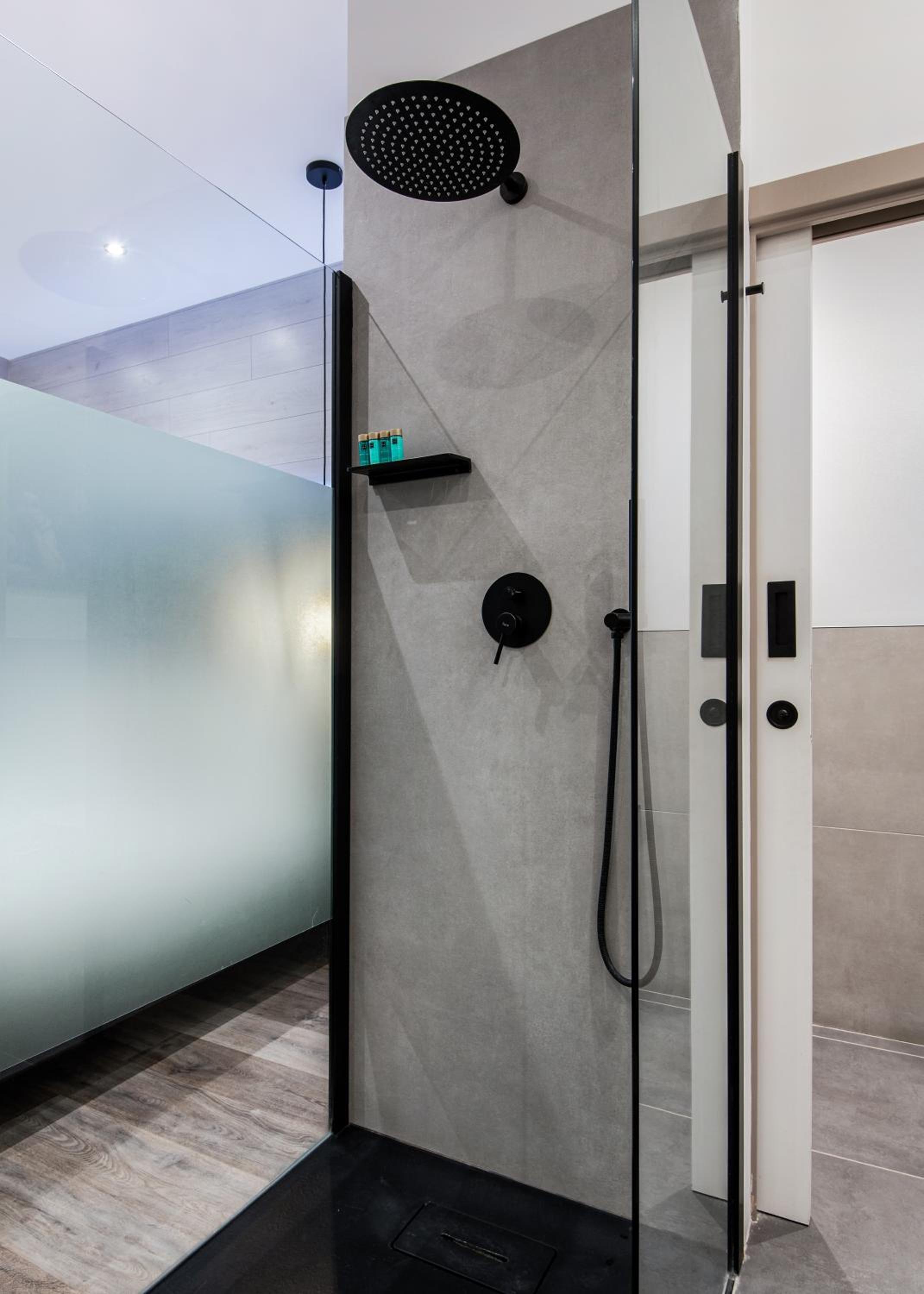 Circlelet Luxury Private Suite 3