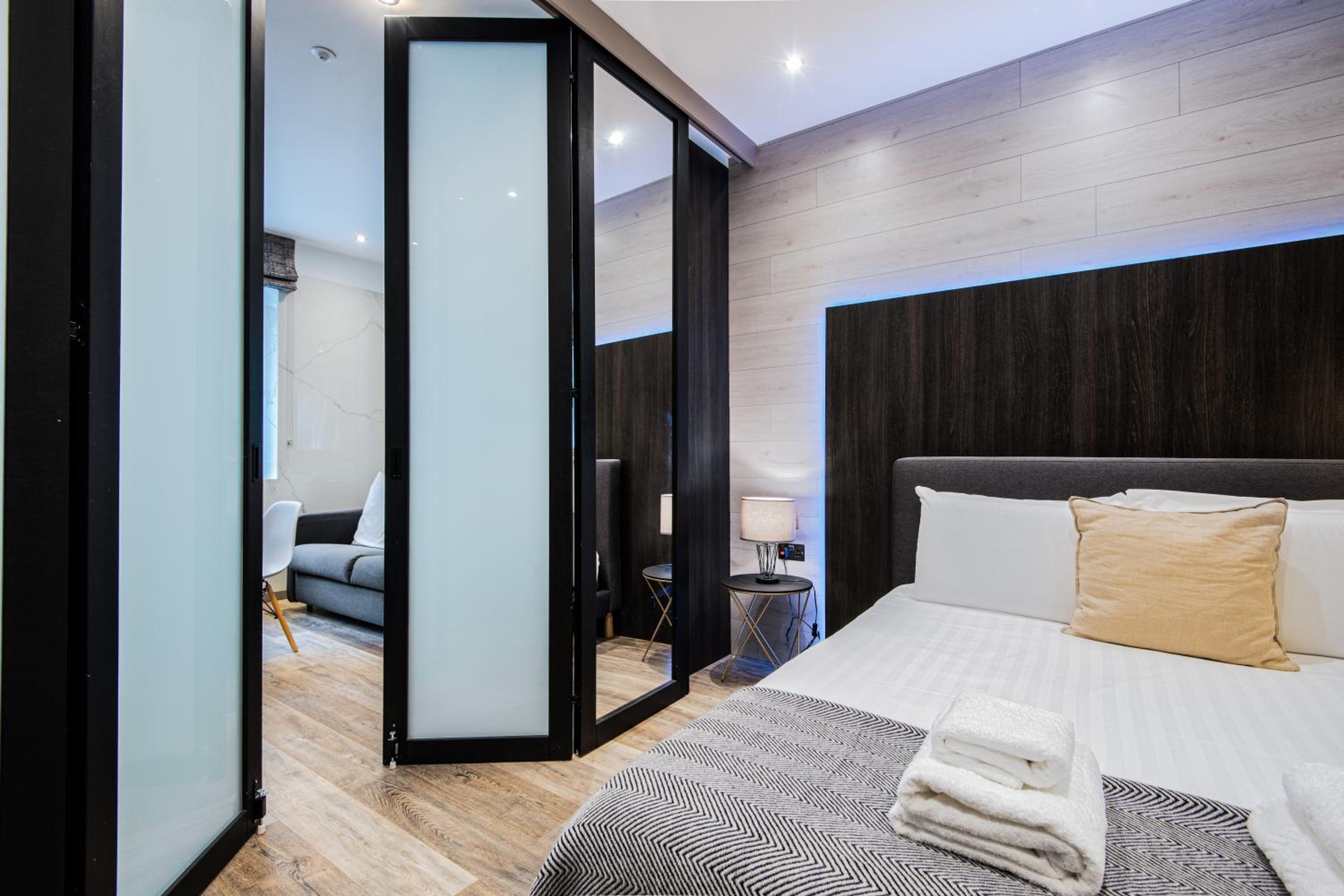 Circlelet Luxury Private Suite 3