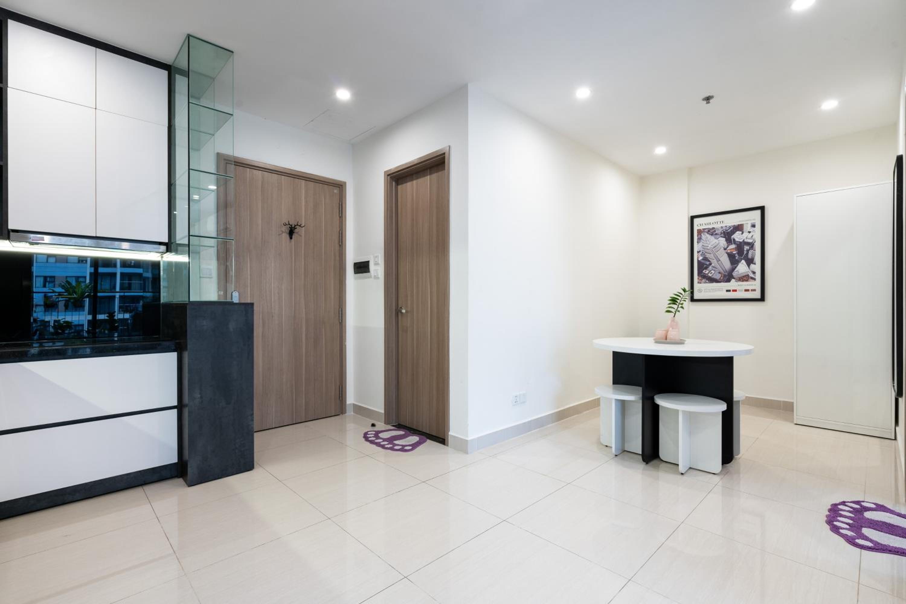 Emma House 5 - Rainbow 1BR Vinhomes Grand Park Q9 view 4