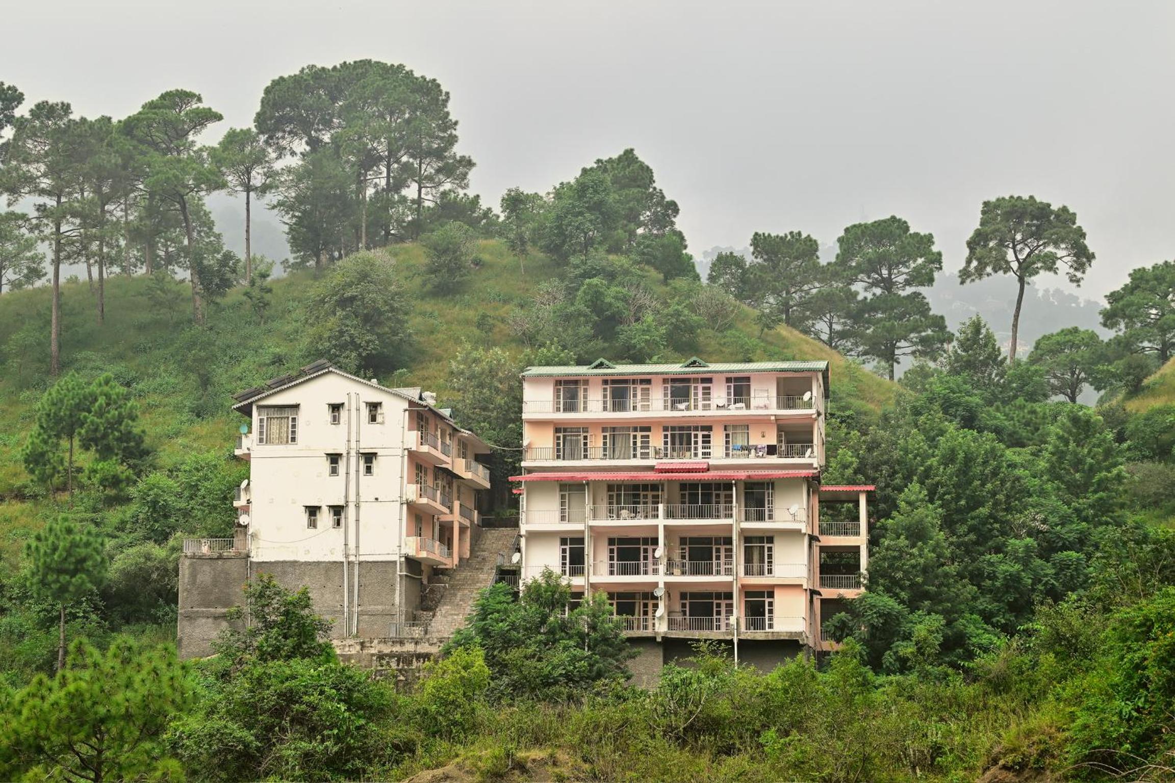 Mantarang Stays Kasauli view 2
