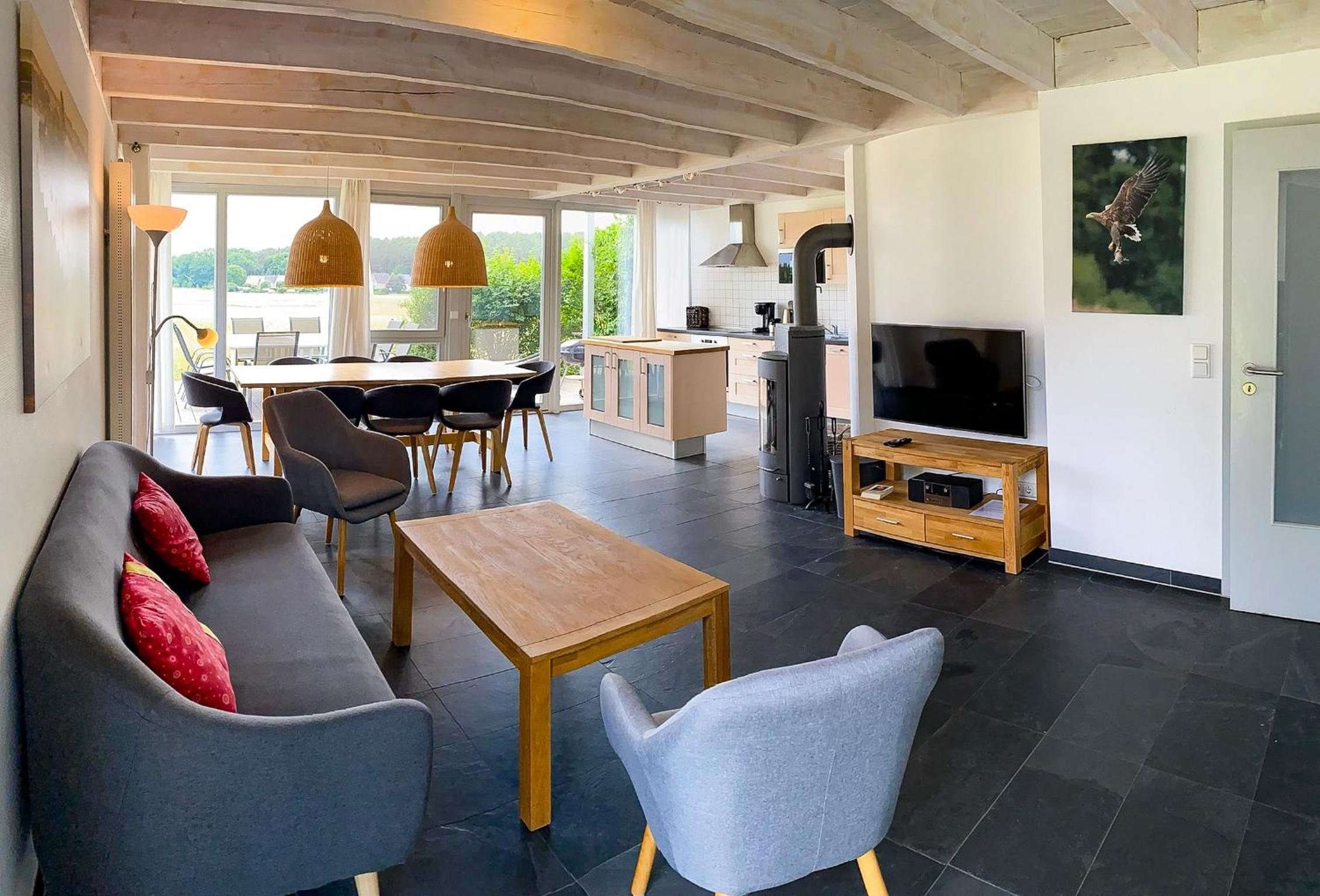Ferienhaus Wiesengeflüster S1 - mit Sauna, Kamin und Workation an der Müritz