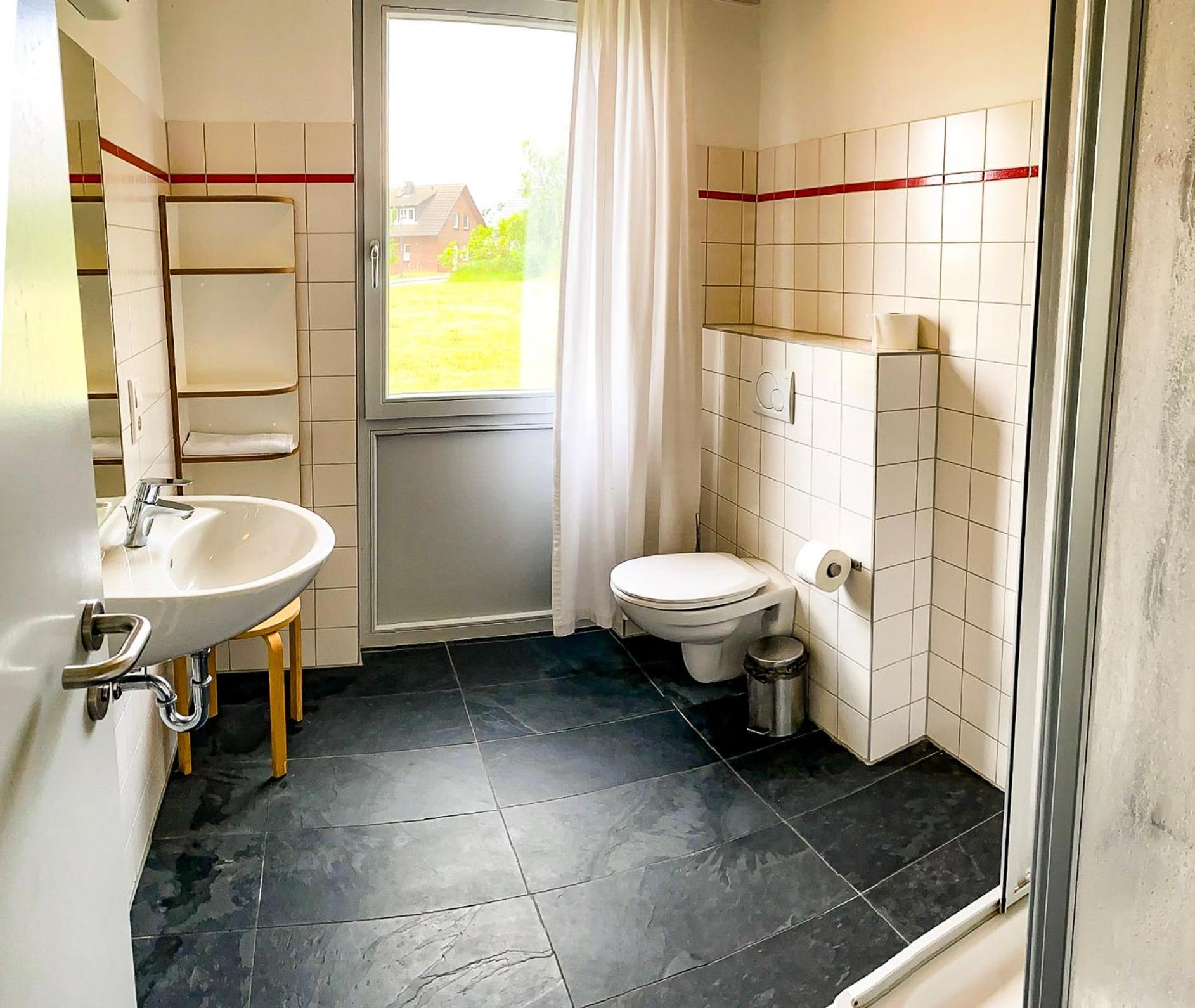 Ferienhaus Wiesengeflüster S1 - mit Sauna, Kamin und Workation an der Müritz