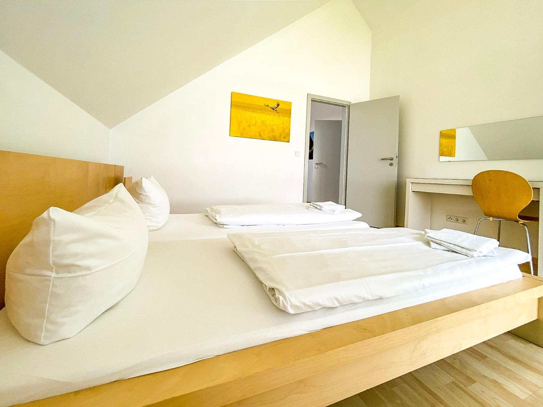 Ferienhaus Wiesengeflüster S1 - mit Sauna, Kamin und Workation an der Müritz