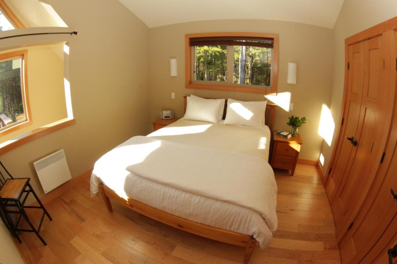 Tofino Vacations - Black Bear Guesthouse - Property Image 15