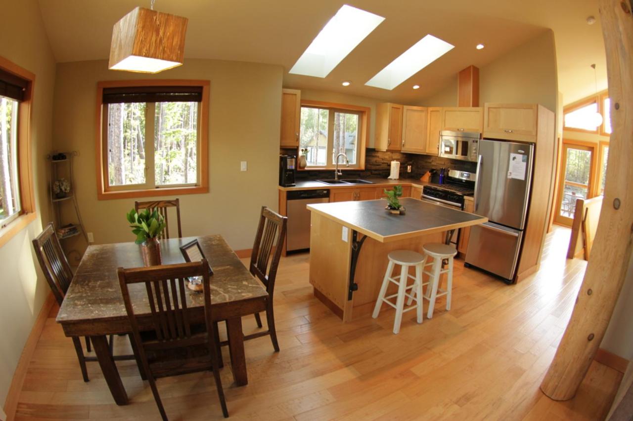 Tofino Vacations - Black Bear Guesthouse - Property Image 16