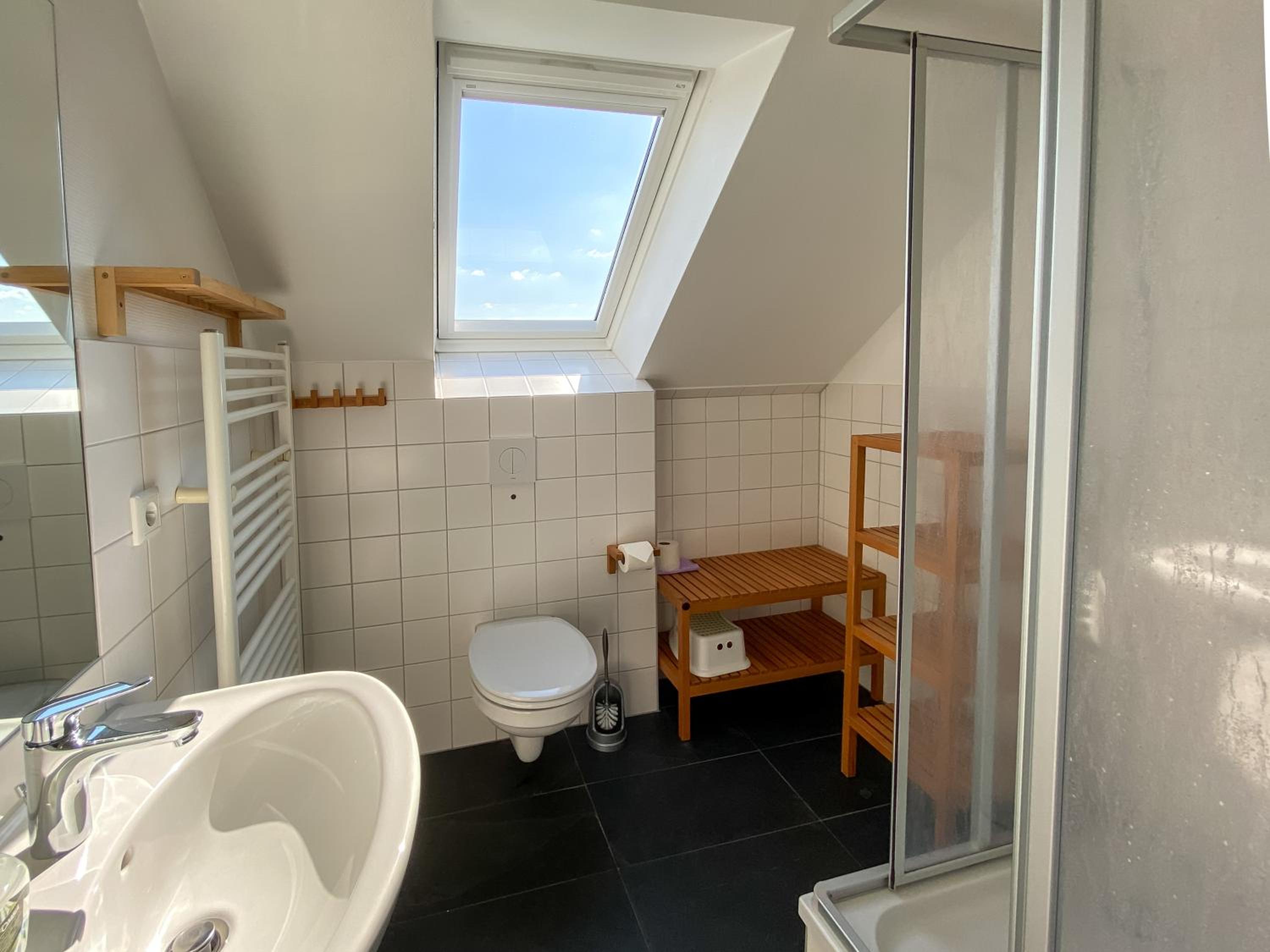 Ferienhaus Wiesengeflüster E5 - gruppenfreundlich in Randlage mit Fasssauna