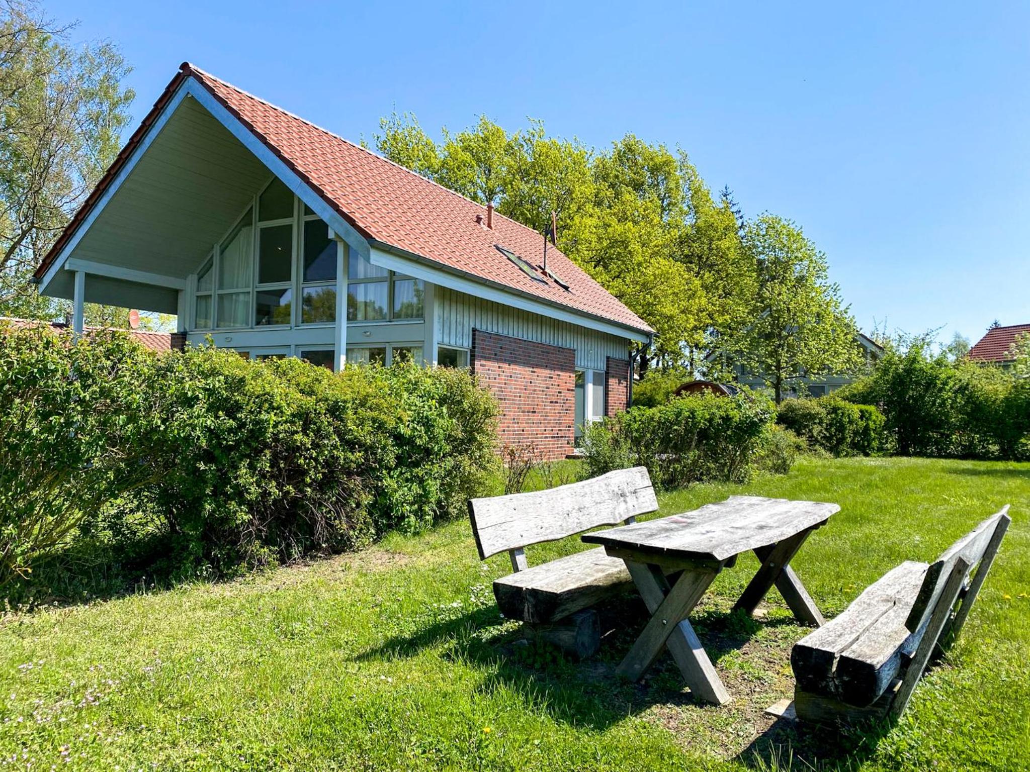 Ferienhaus Wiesengeflüster E5 - gruppenfreundlich in Randlage mit Fasssauna