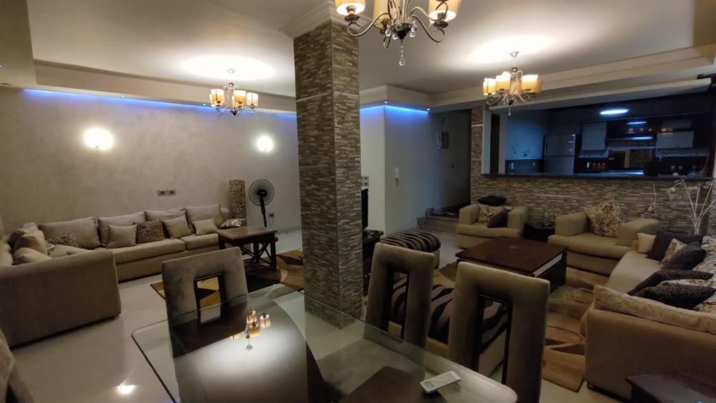 Modern Furnitured appartment in New Cairo