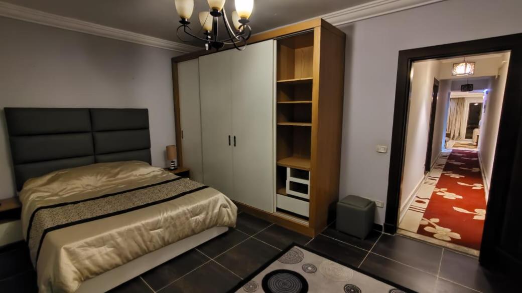 Modern Furnitured appartment in New Cairo