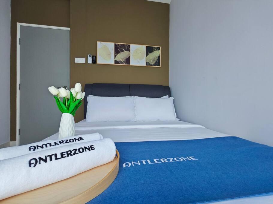 D'Lagoon, Seri Austin by Antlerzone