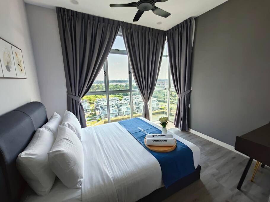 D'Lagoon, Seri Austin by Antlerzone