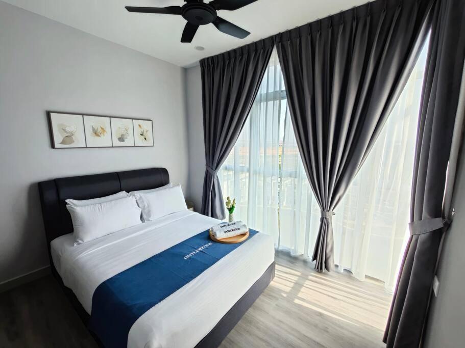 D'Lagoon, Seri Austin by Antlerzone