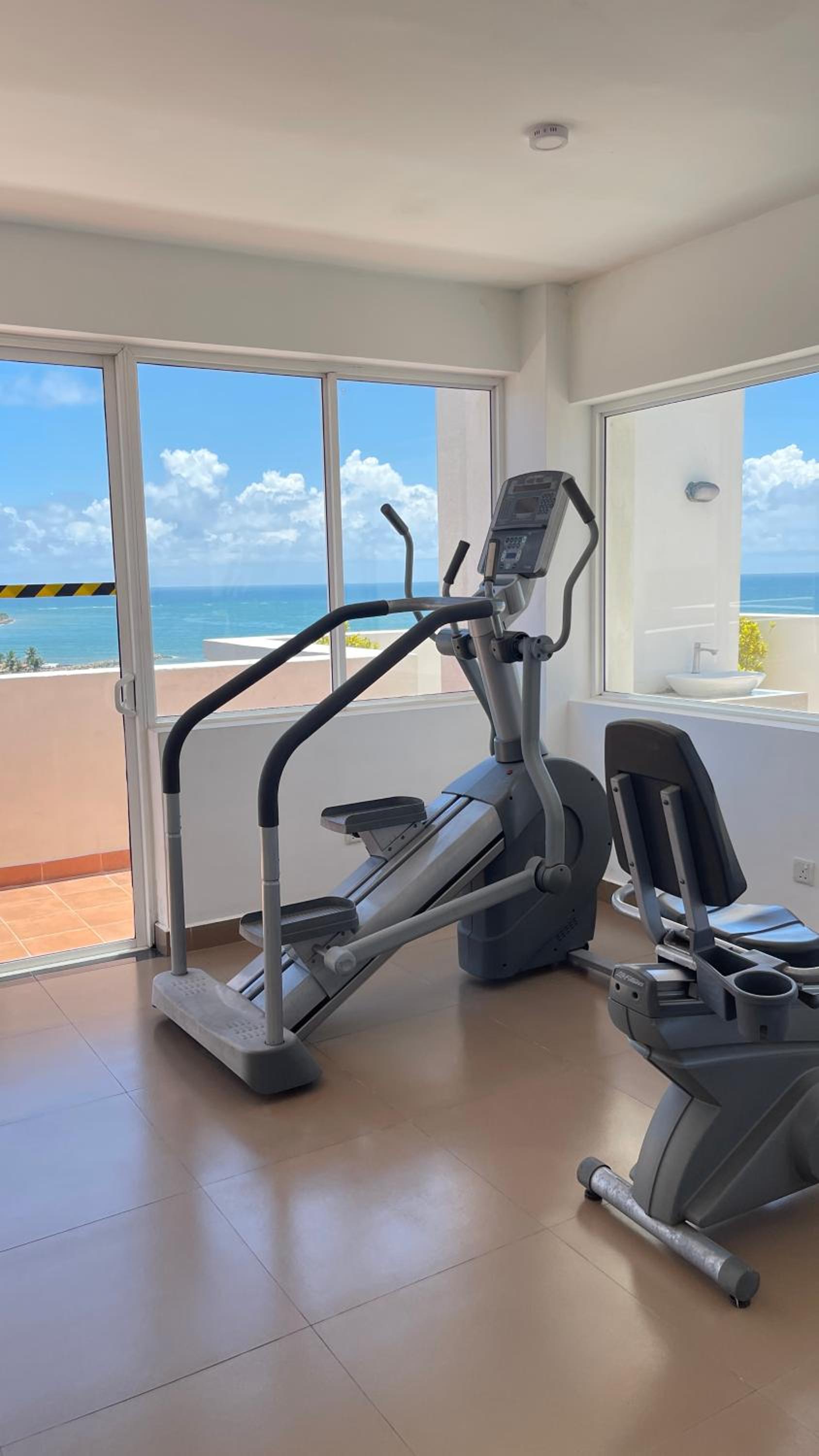 Luxury Apartment near airport