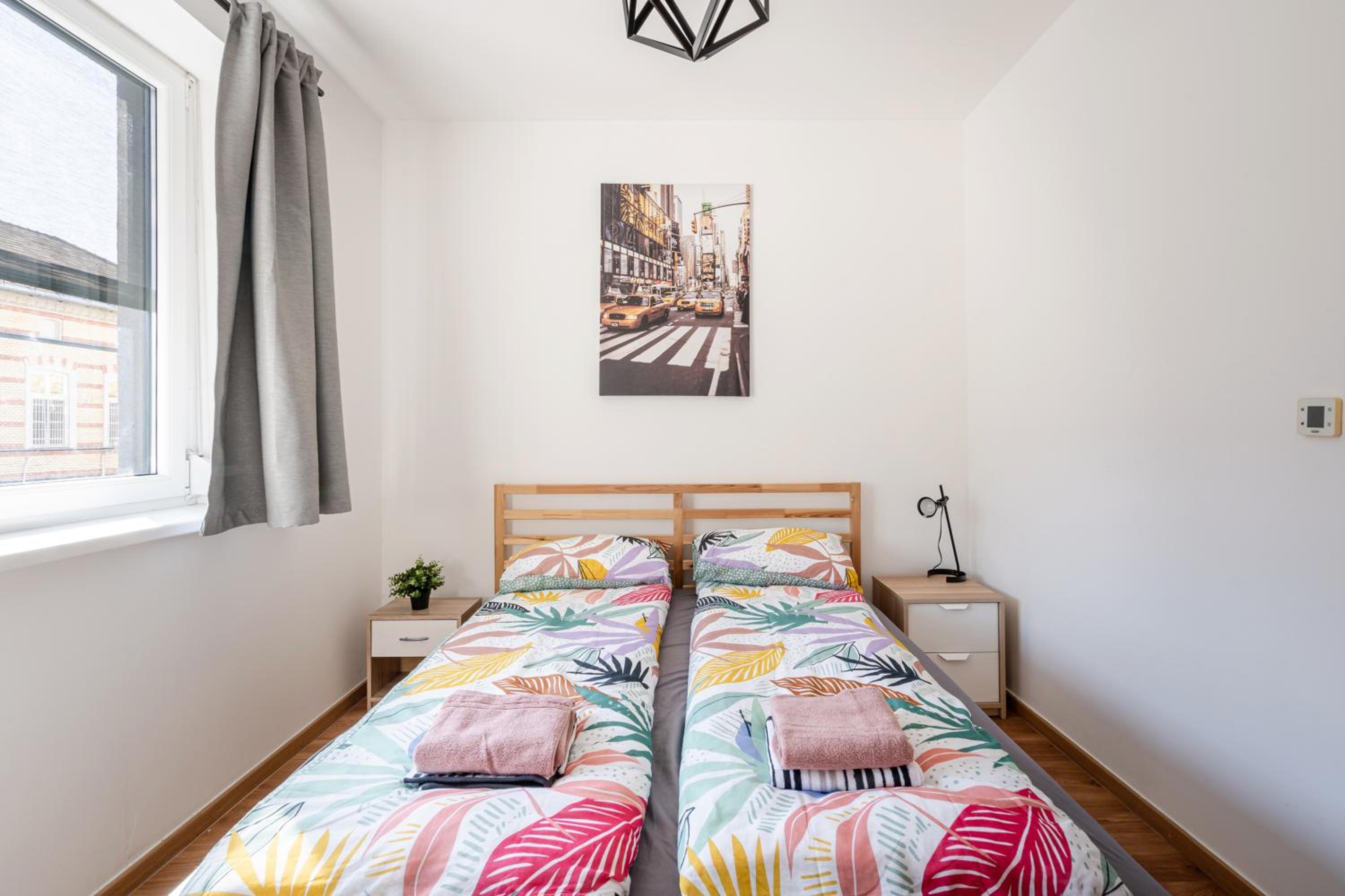 Iris Indigo Apartment