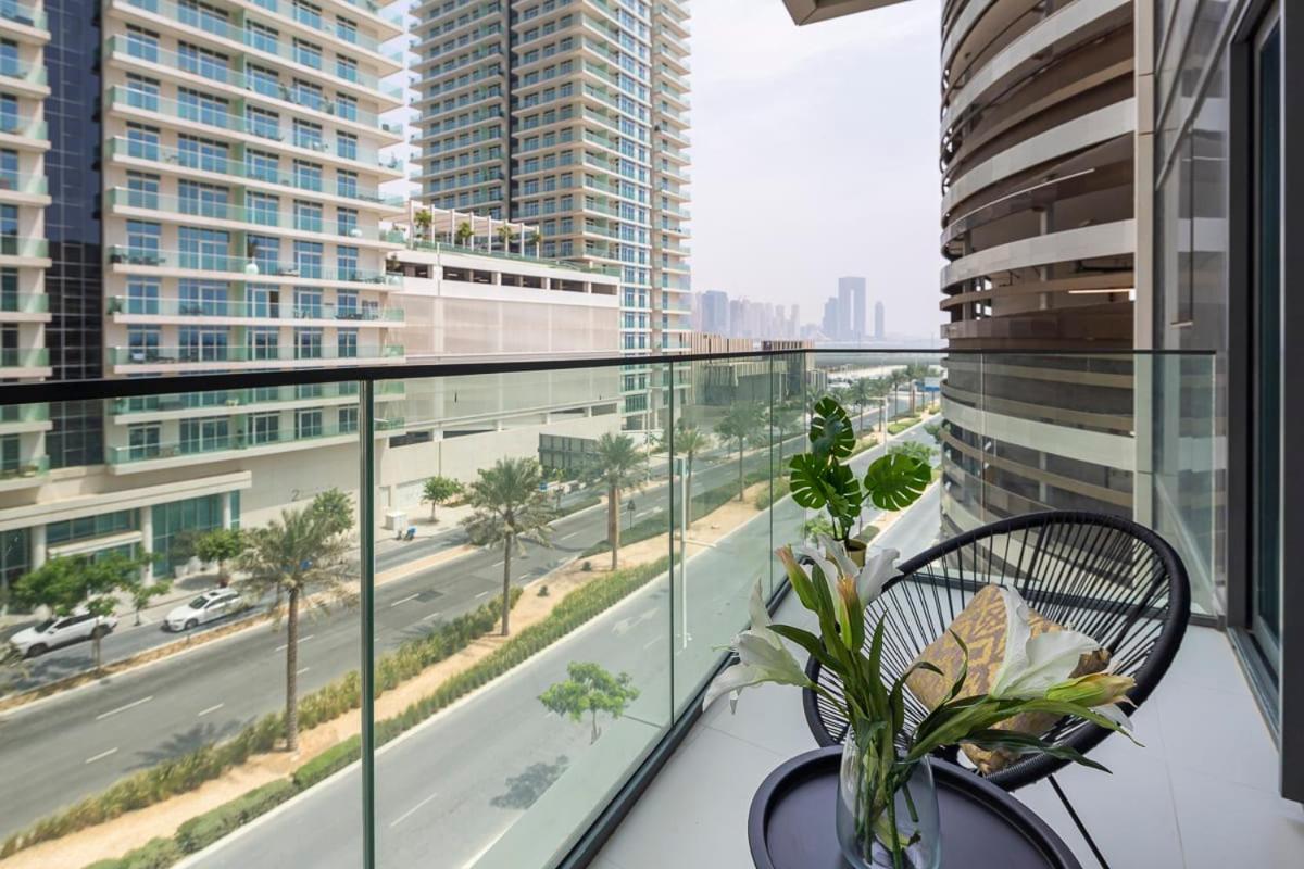 Frank Porter - Beach Vista Tower 1