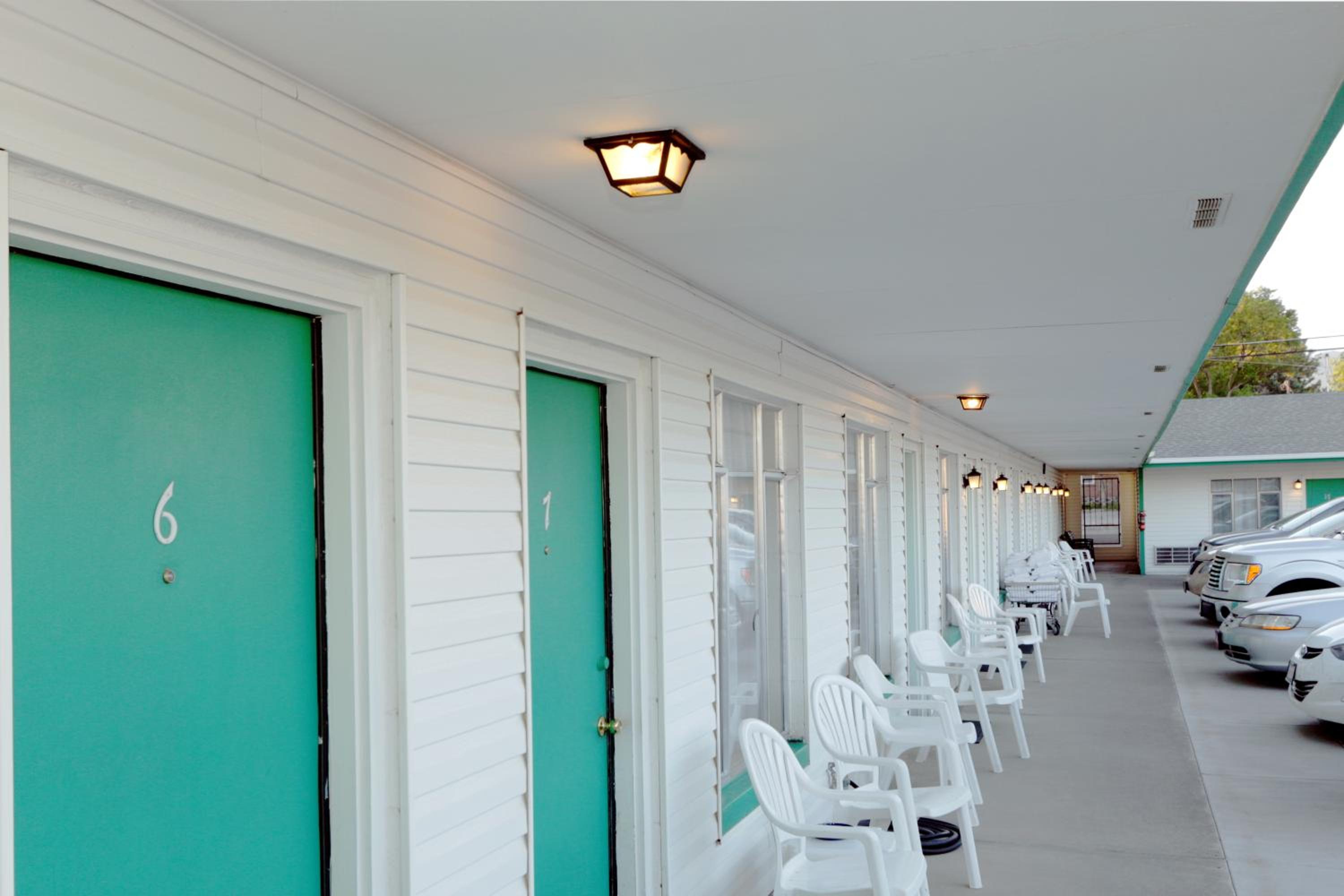 Town House Motel