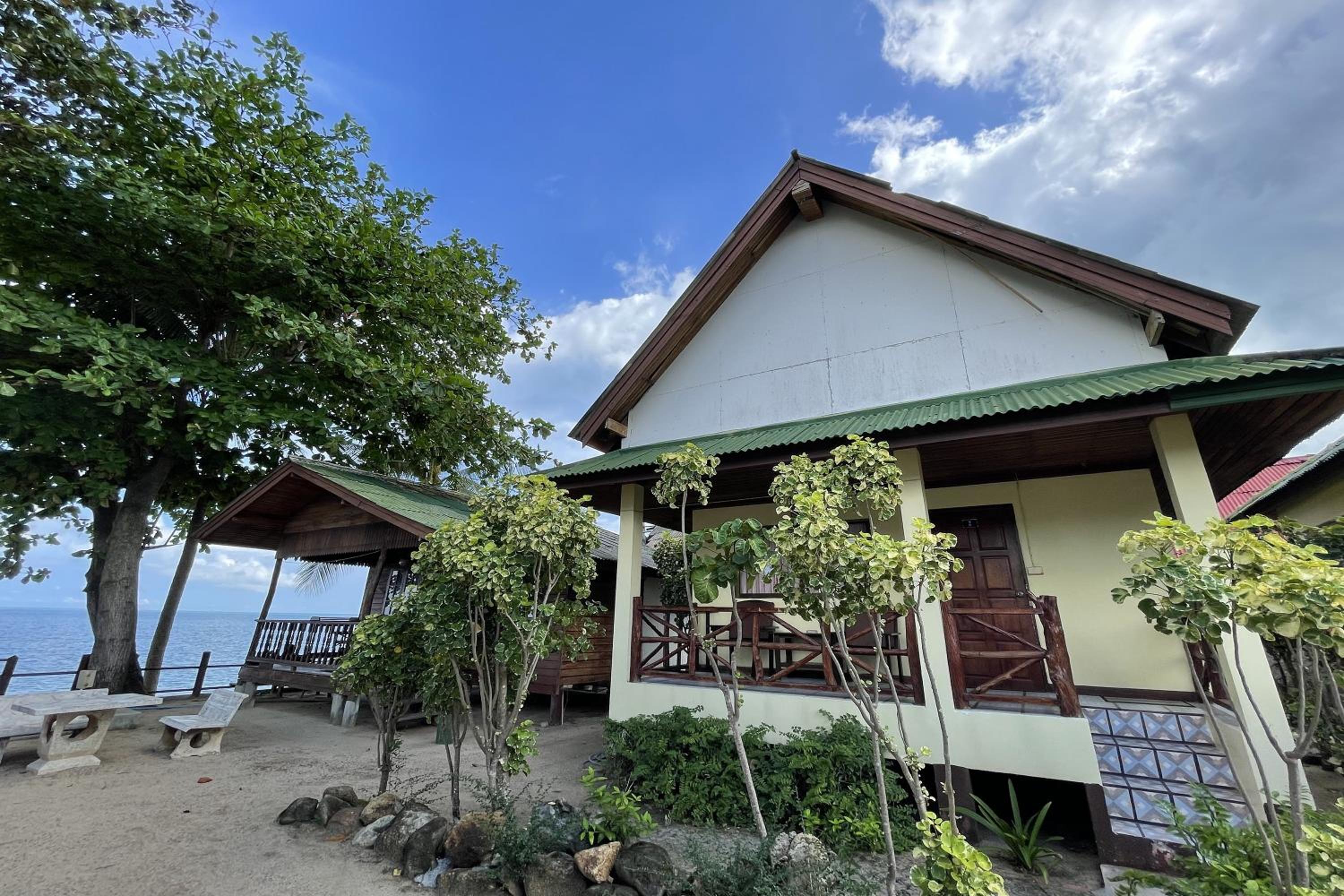 Sea Breeze Bungalow view 3