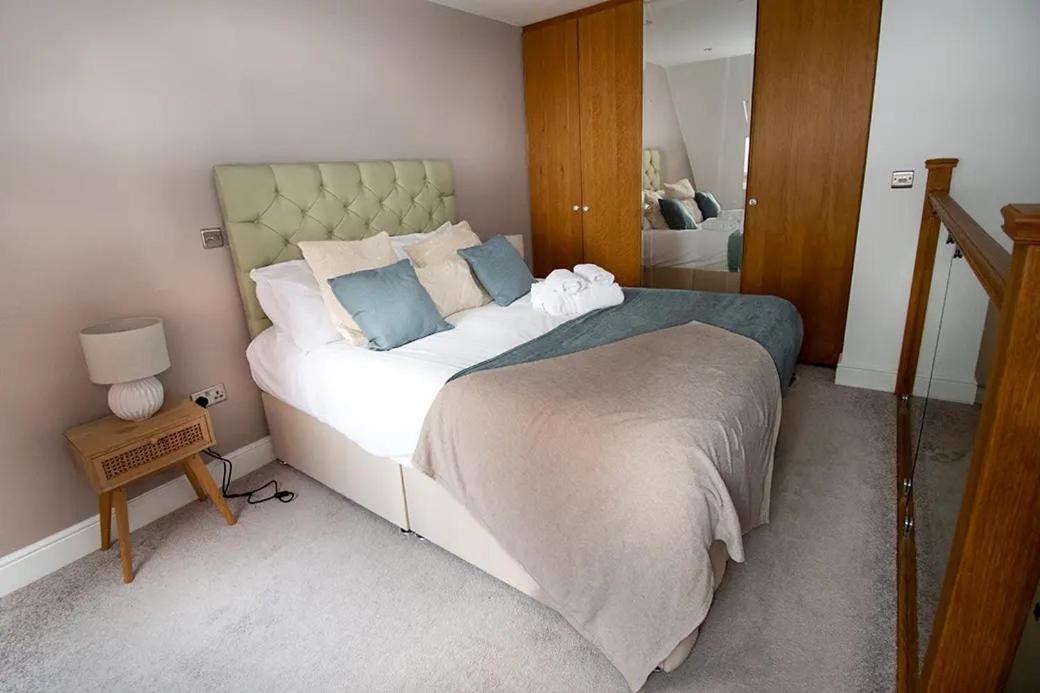 Seafront Cottage - The Nook view 2