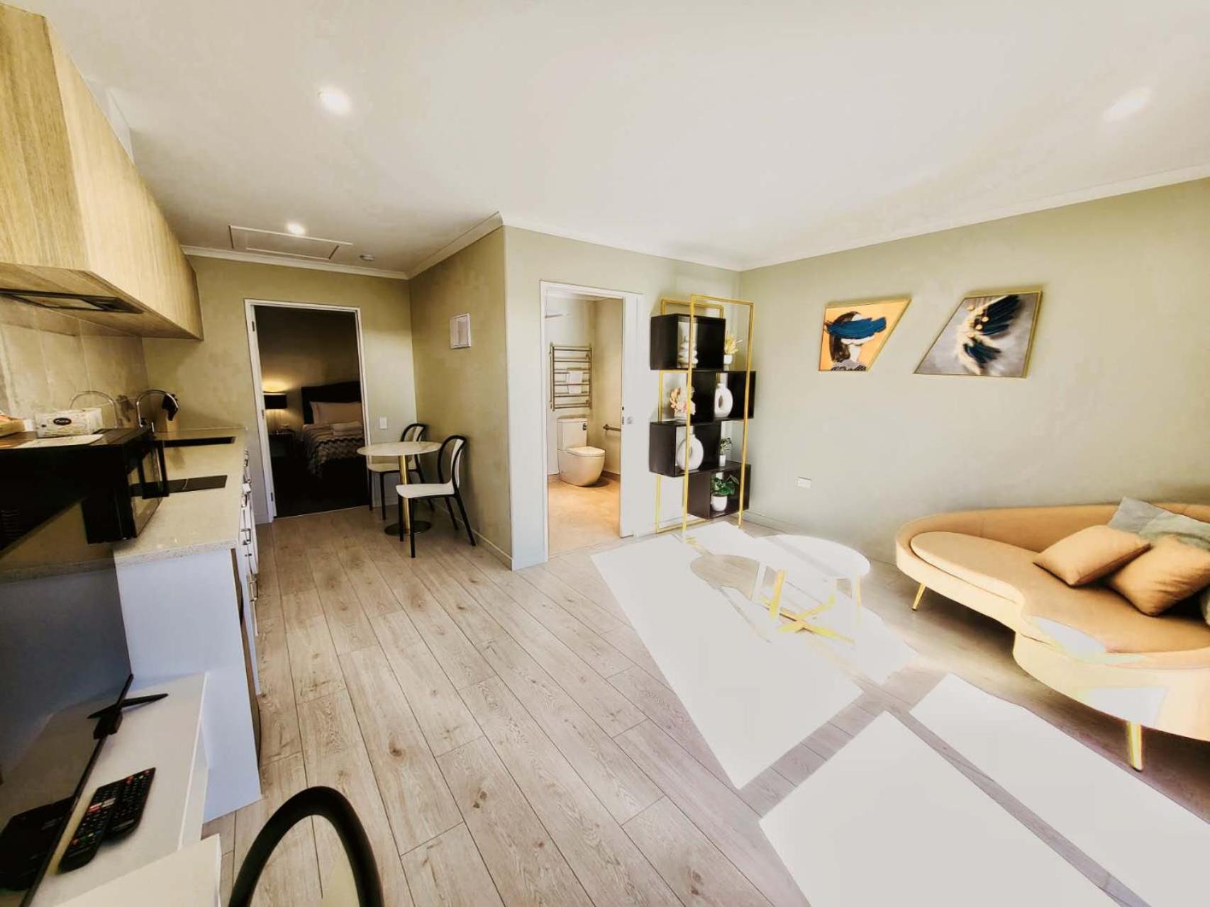 White Stone Apartment