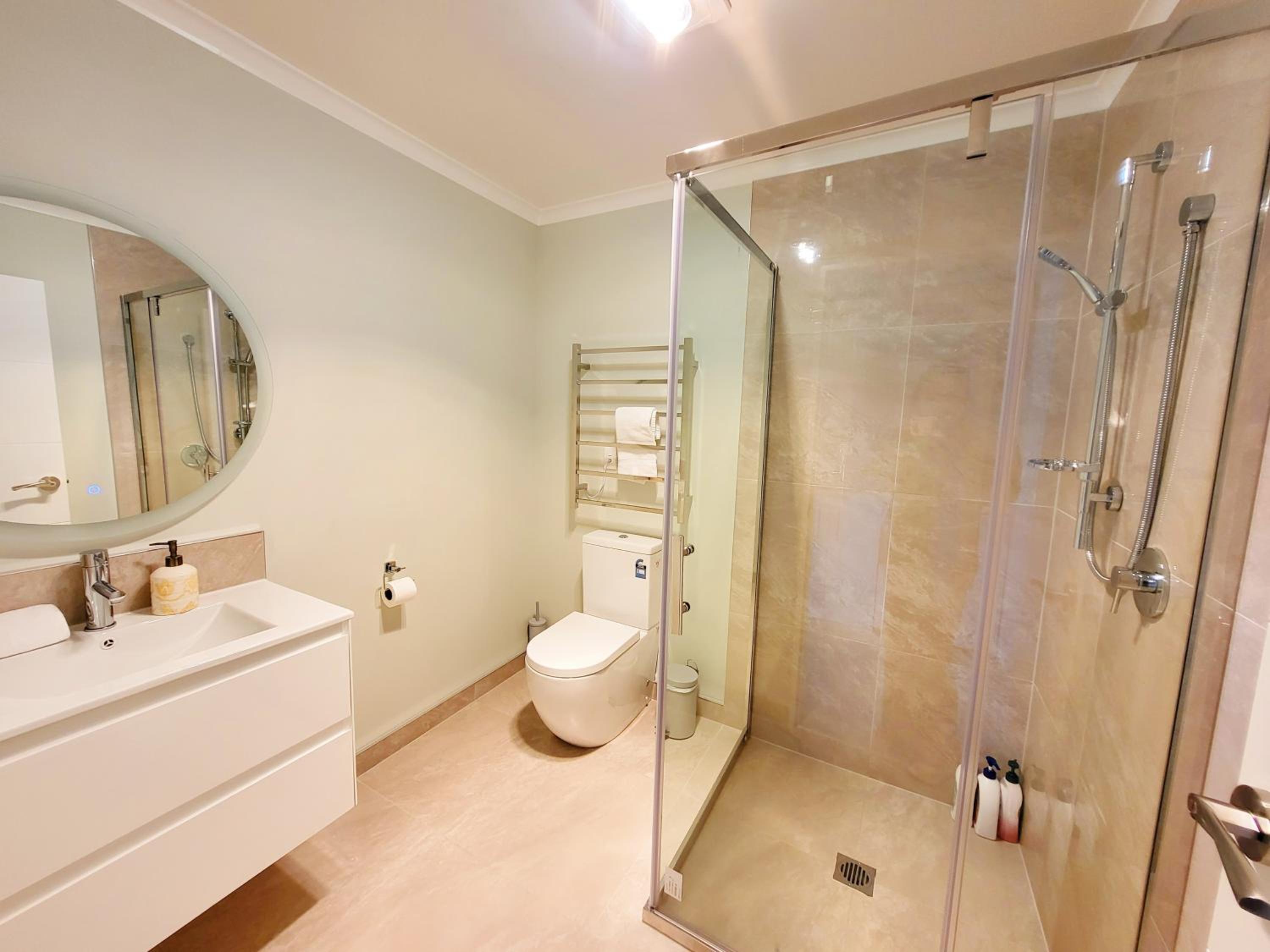 White Stone Apartment