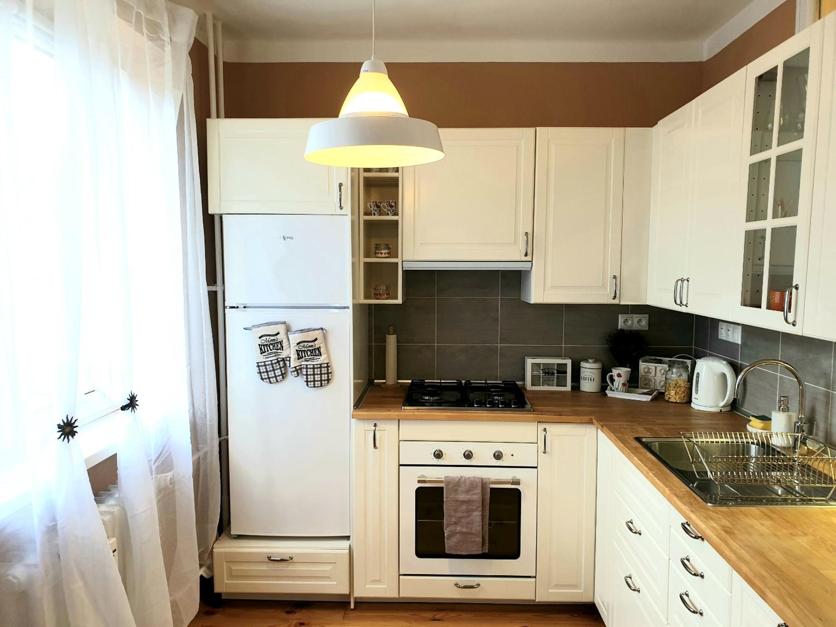 Apartmán CENTRAL, near the center, self check in 24 h, free parking view 2