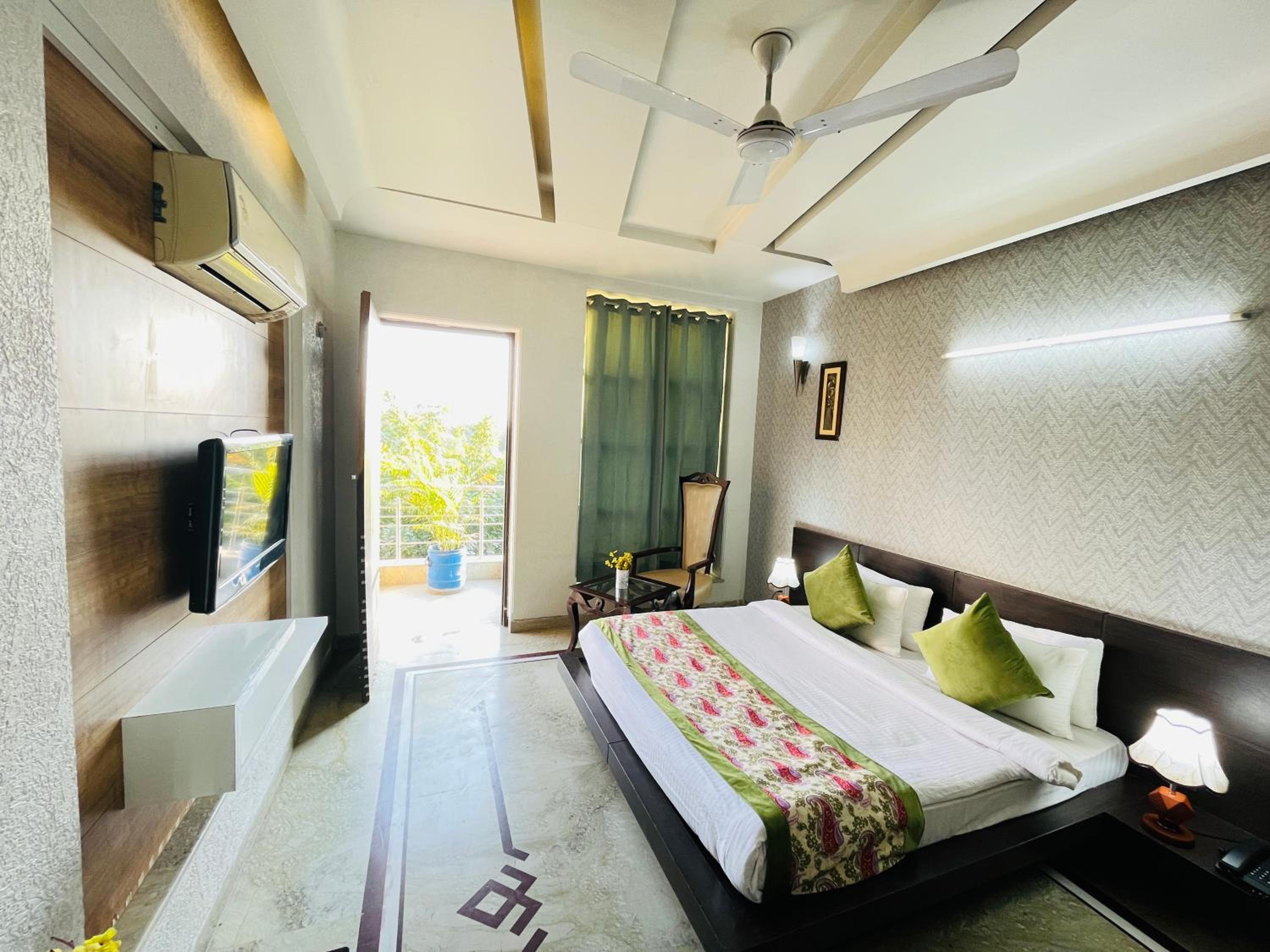 Hotel Dayal Regency near IMT Chowk Manesar, Manesar