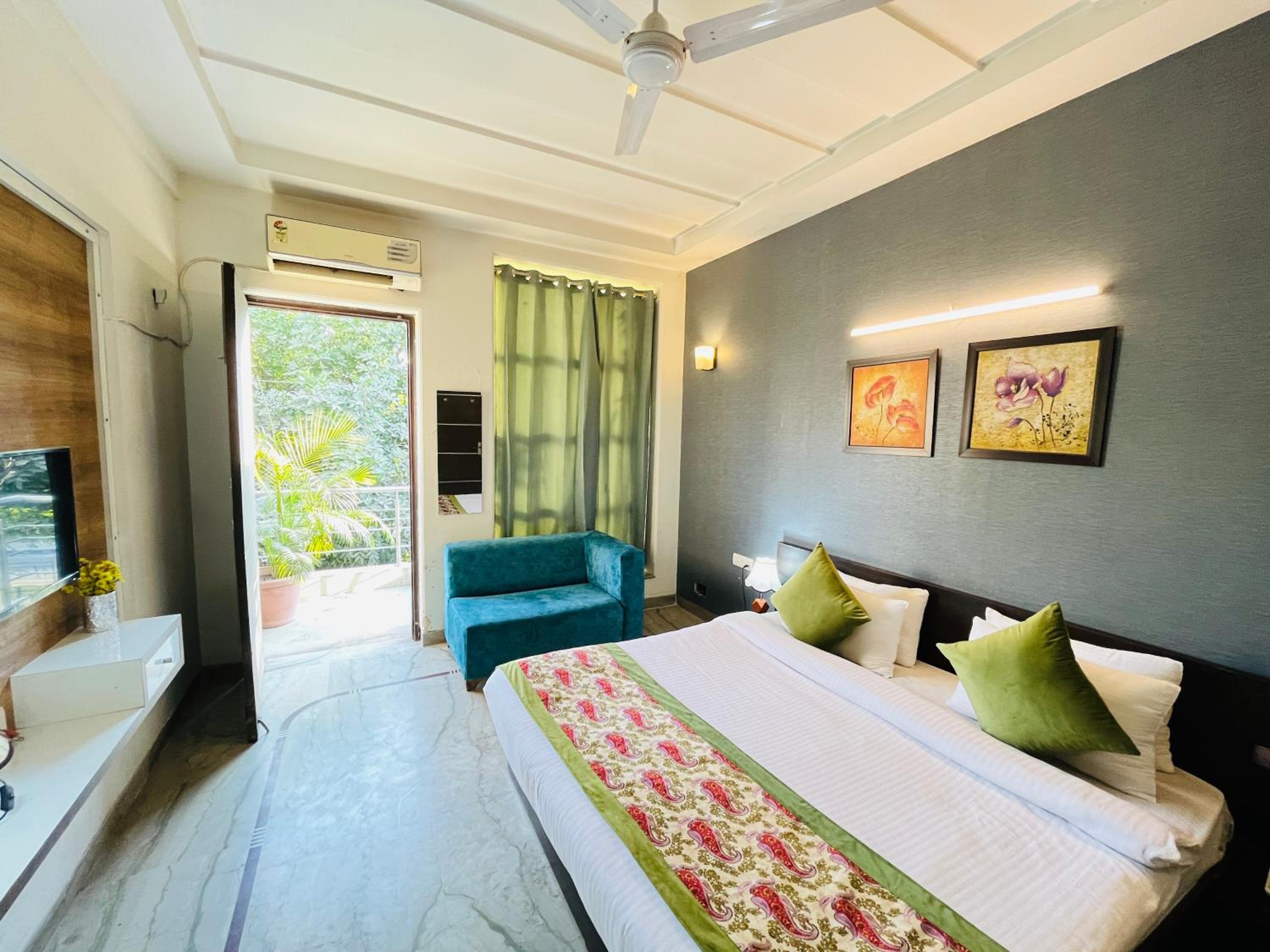 Hotel Dayal Regency near IMT Chowk Manesar, Manesar