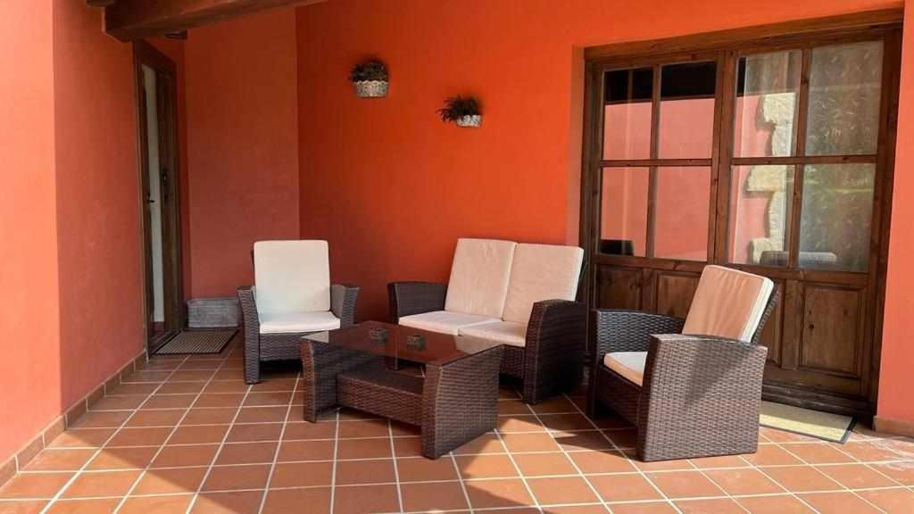Llanes Villa con Piscina y Jardín – Las Ardillas