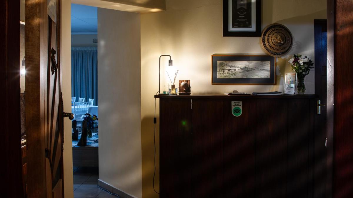 Woodpecker's Inn Guest House view 3