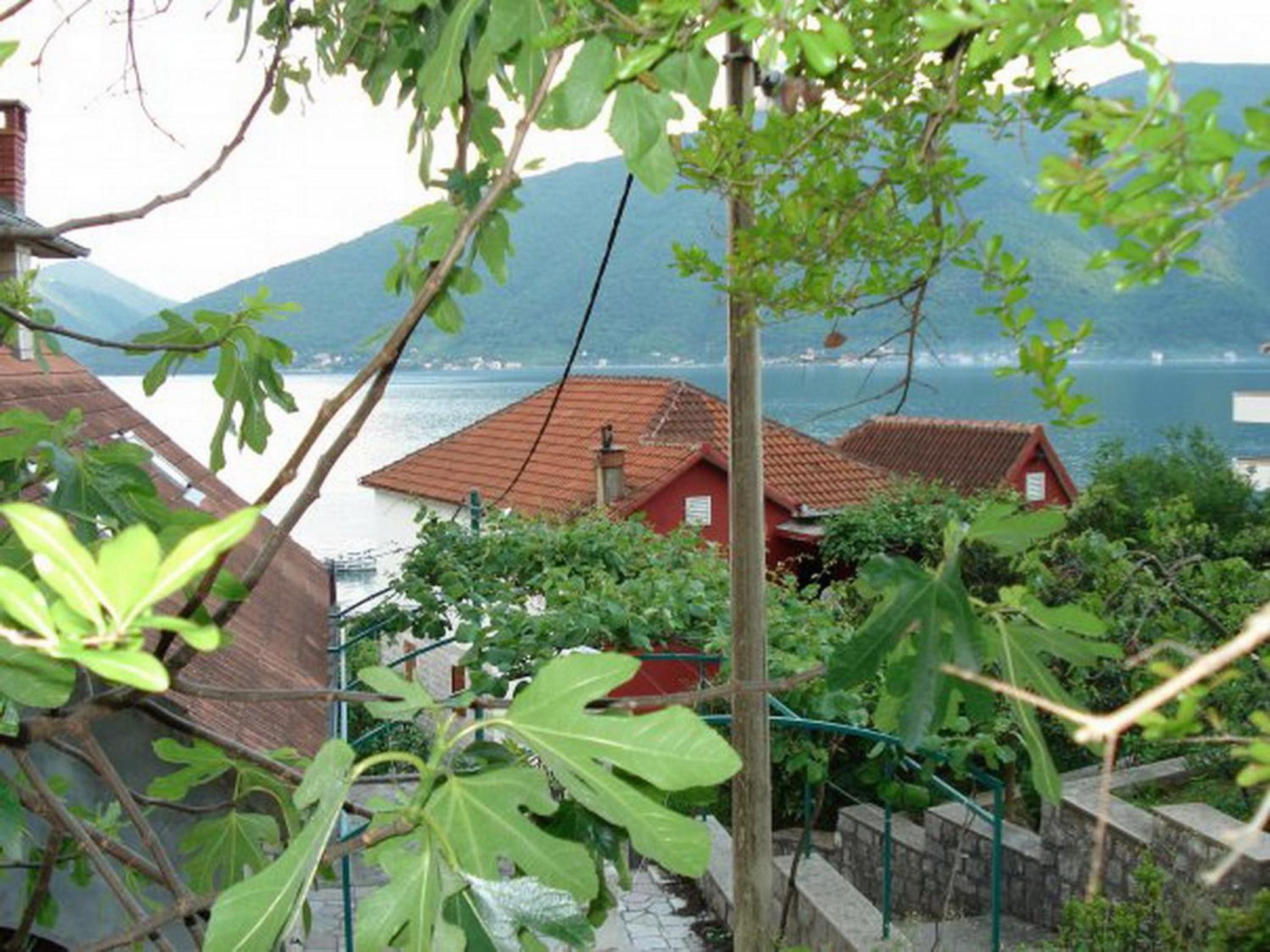 Holiday home Bokokotorski zaliv view 2