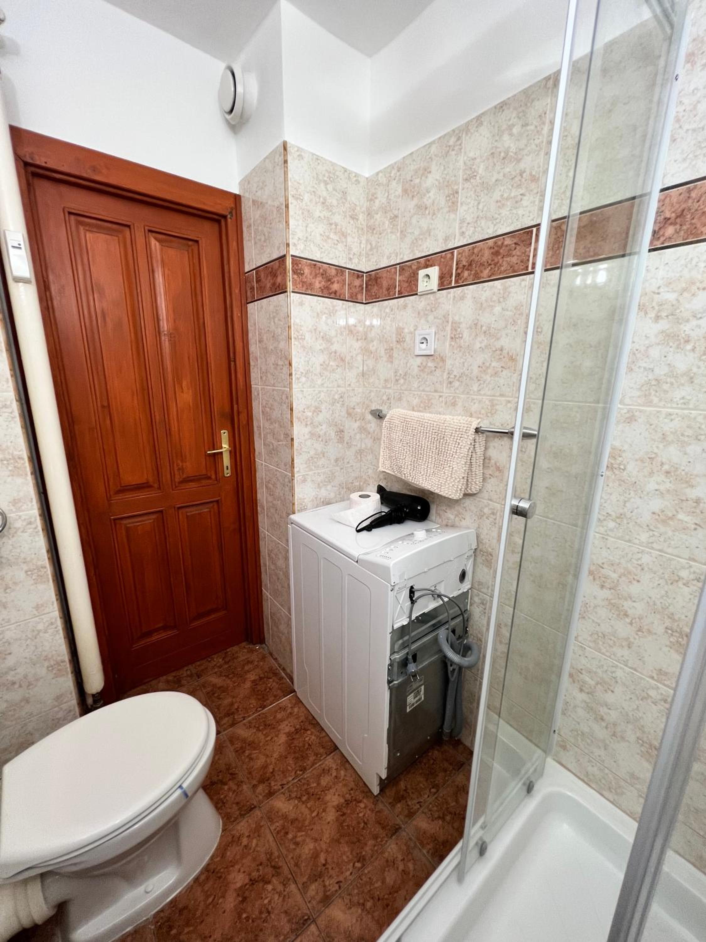 Meszlényi Apartman II