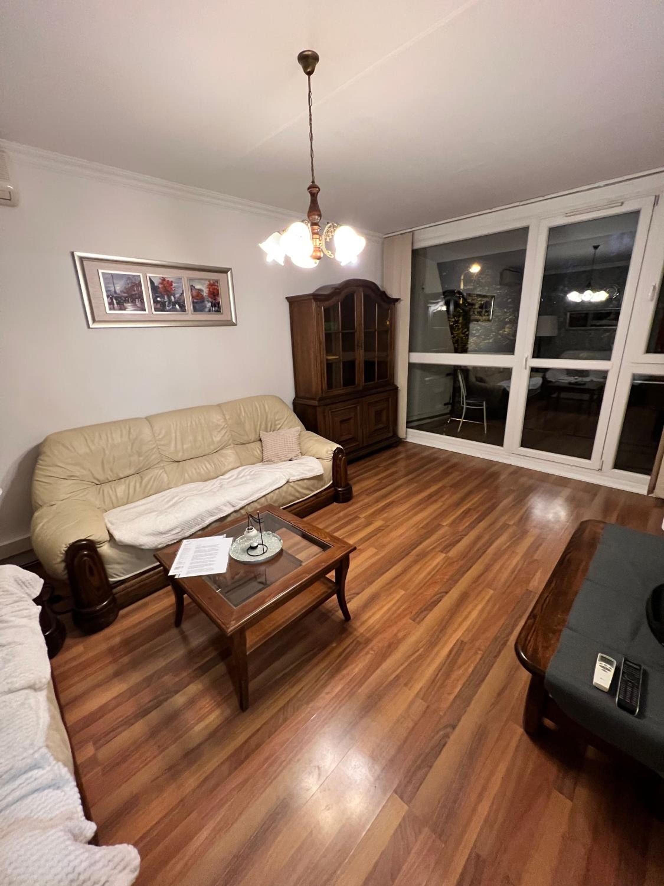 Meszlényi Apartman II