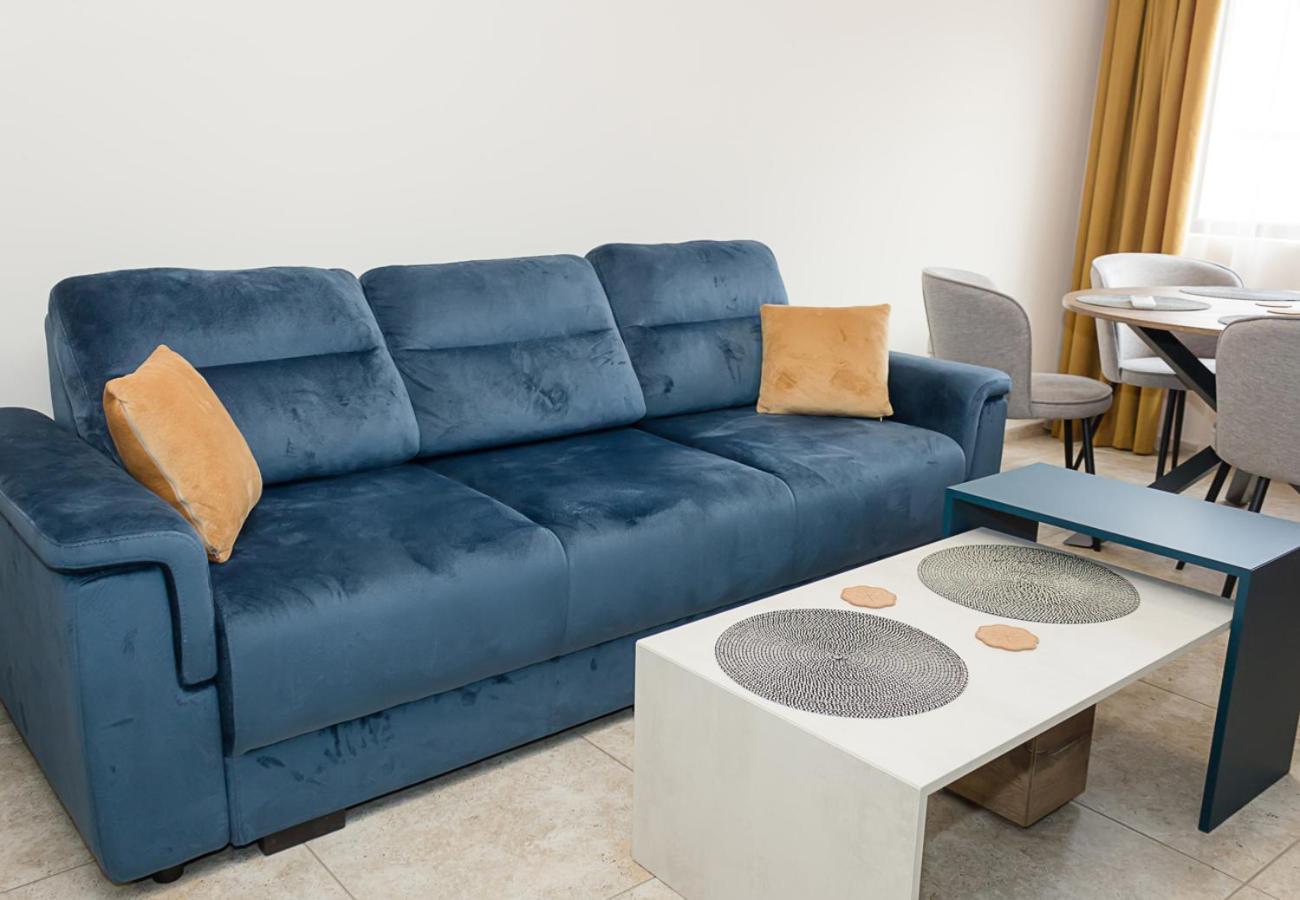 Blue Wave Varna- 2BD Flat with Parking by Flat Mаnager