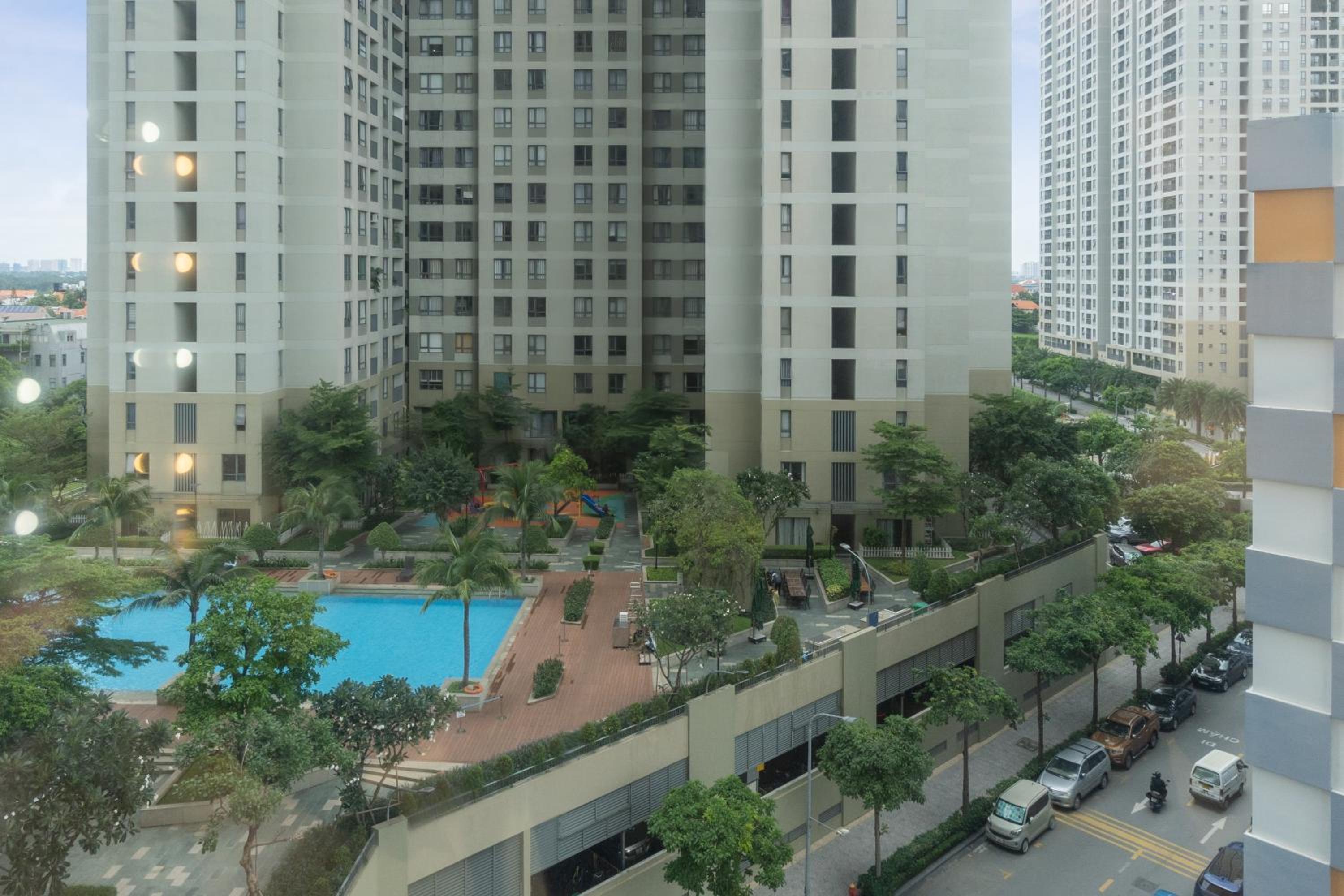 Cozy 2 Bedroom Condo in Masteri Thao Dien, Fully Furnished With Full Amenities