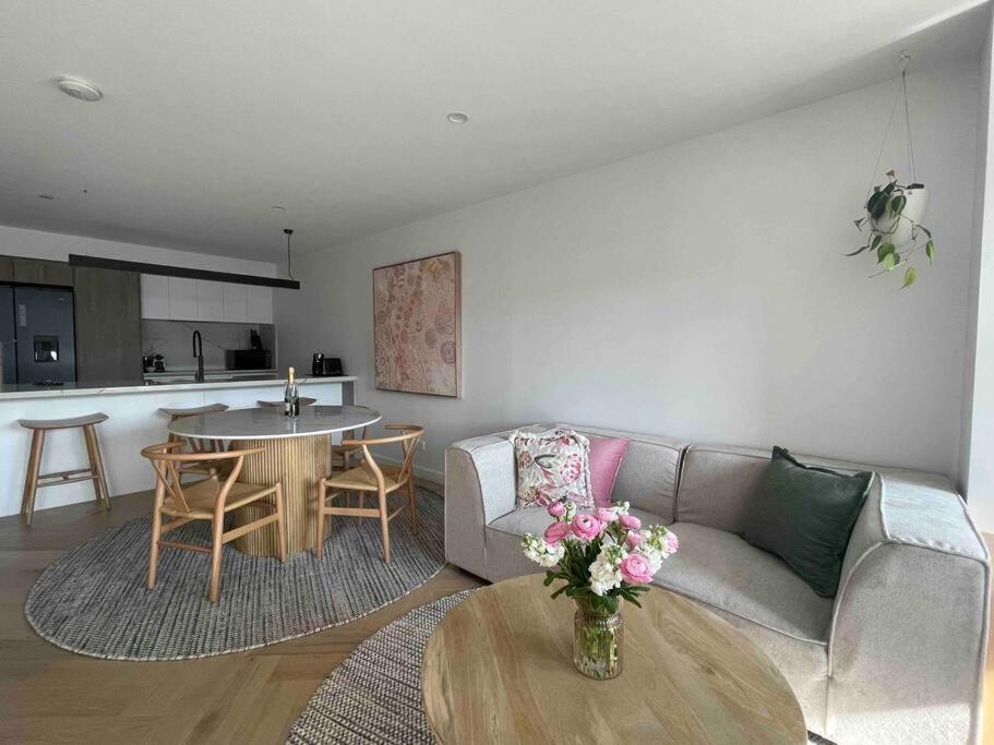 City pad with off street parking