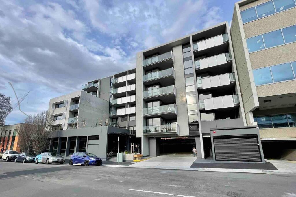 City pad with off street parking