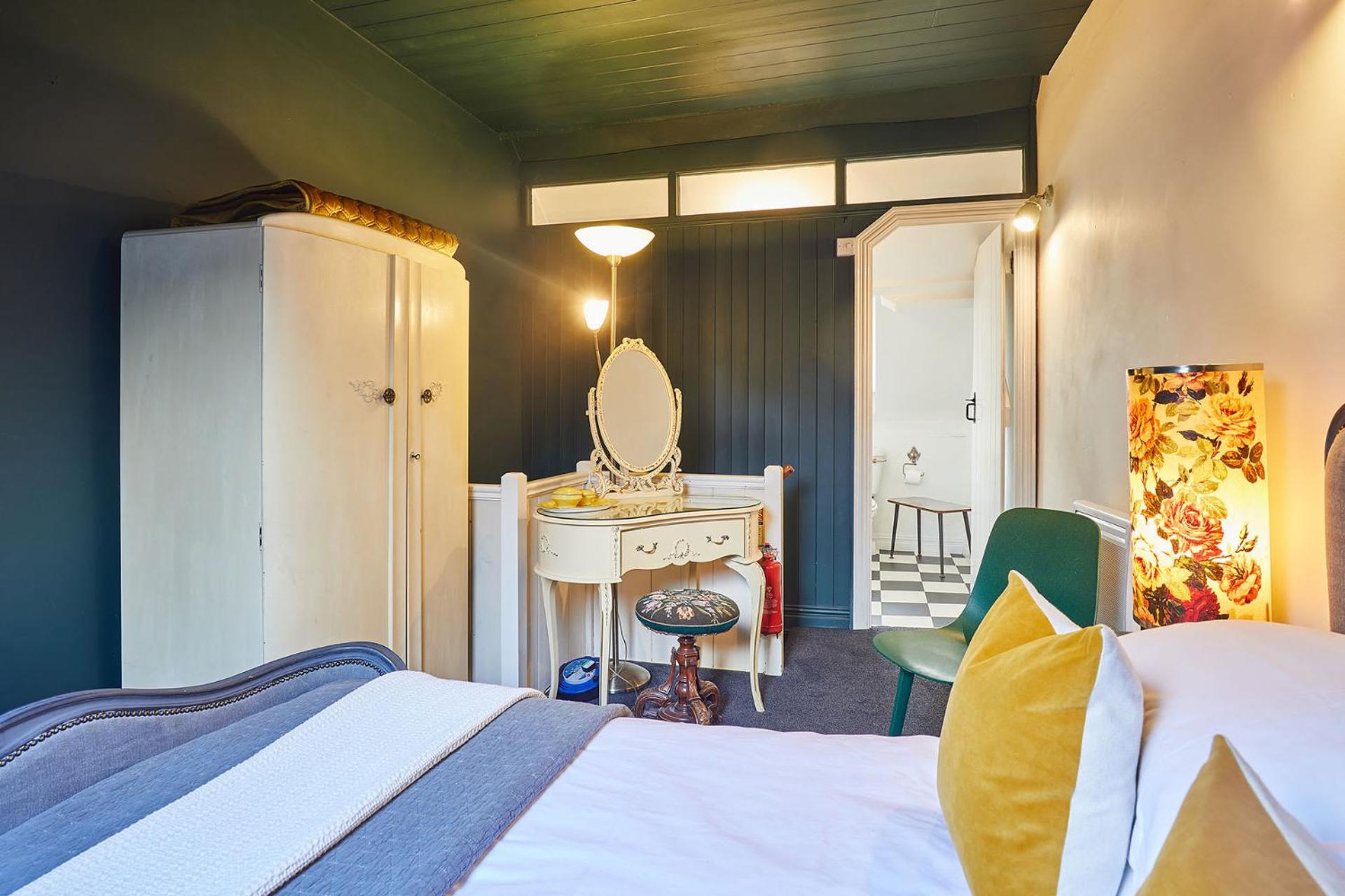 Host & Stay - Dotty's Coastal Retreat