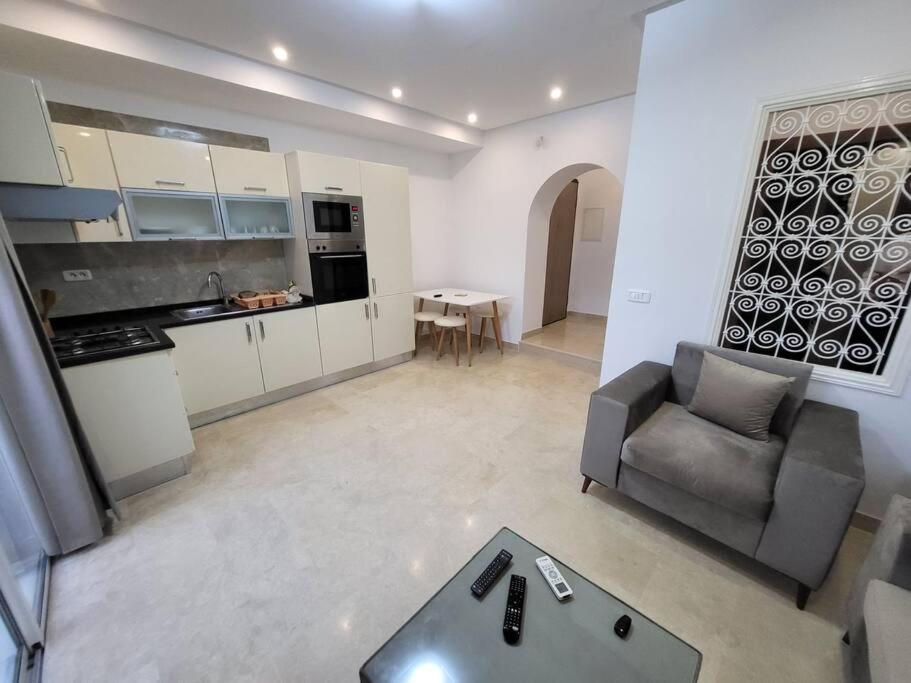 Luxueux appartement au rez-de-chaussée view 2
