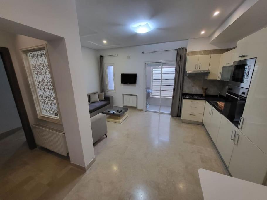 Luxueux appartement au rez-de-chaussée view 3