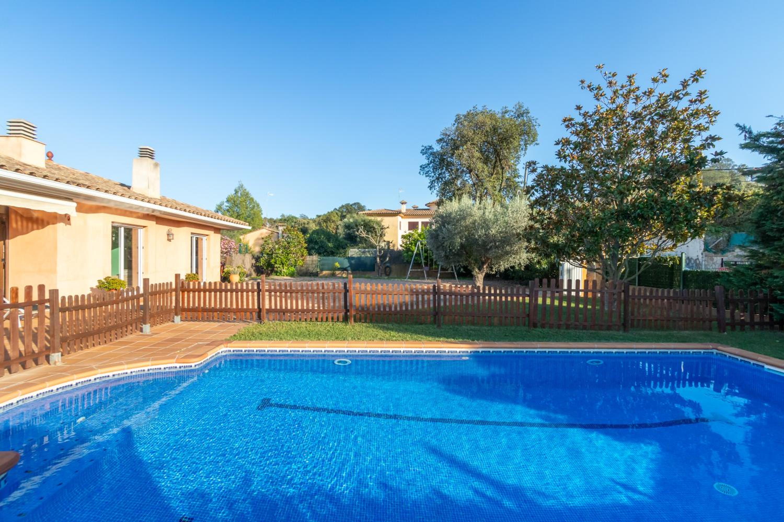 Casa con piscina