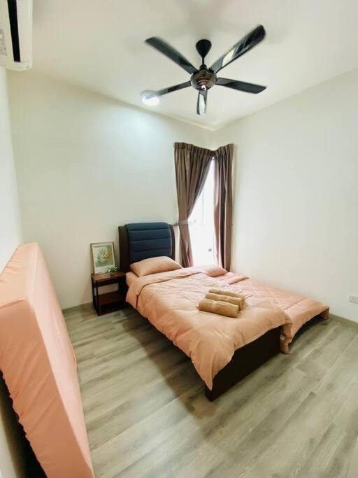 Southkey/Midvalley(A2301)Bathtub Netflix High Floor@JB